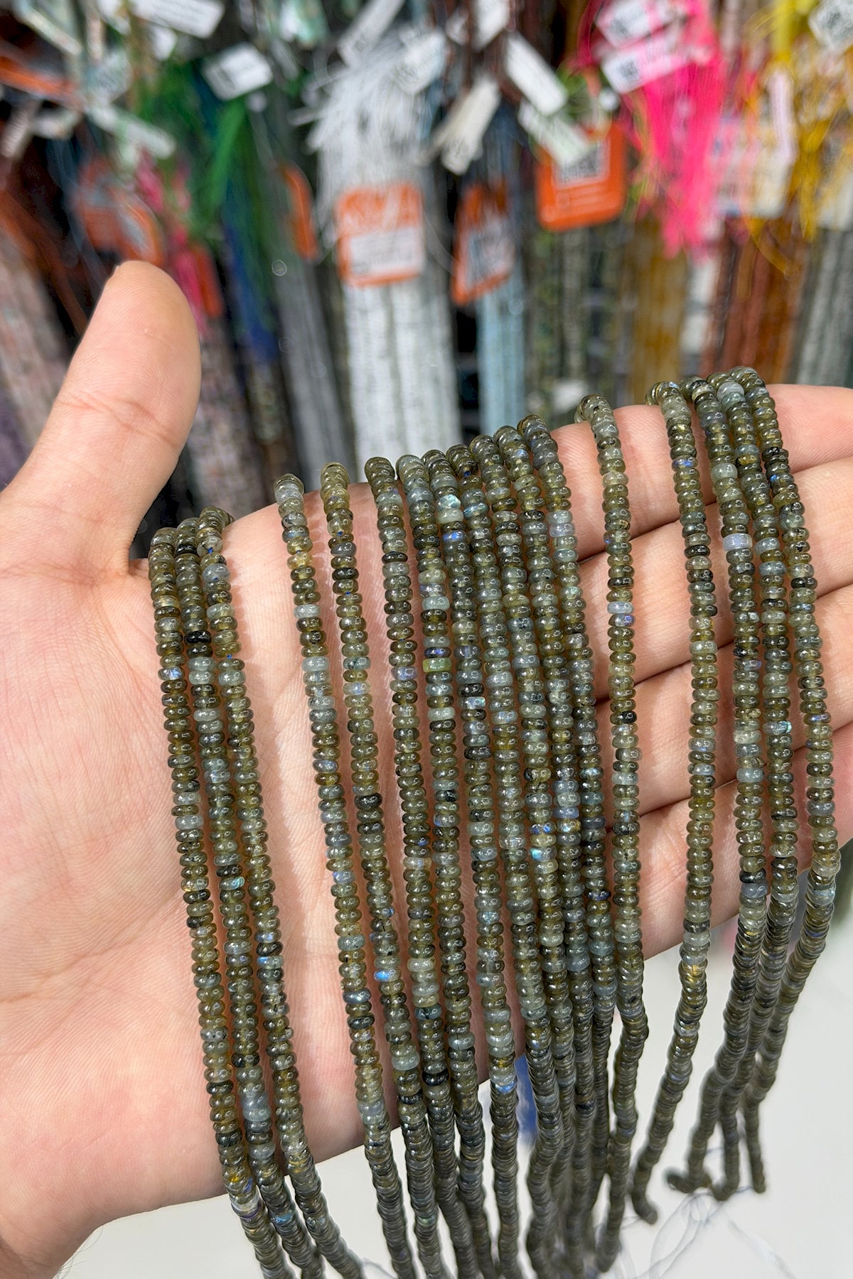 Labradorit Doğal Taş Parlak Rondela Kesim 2x4mm Dizi