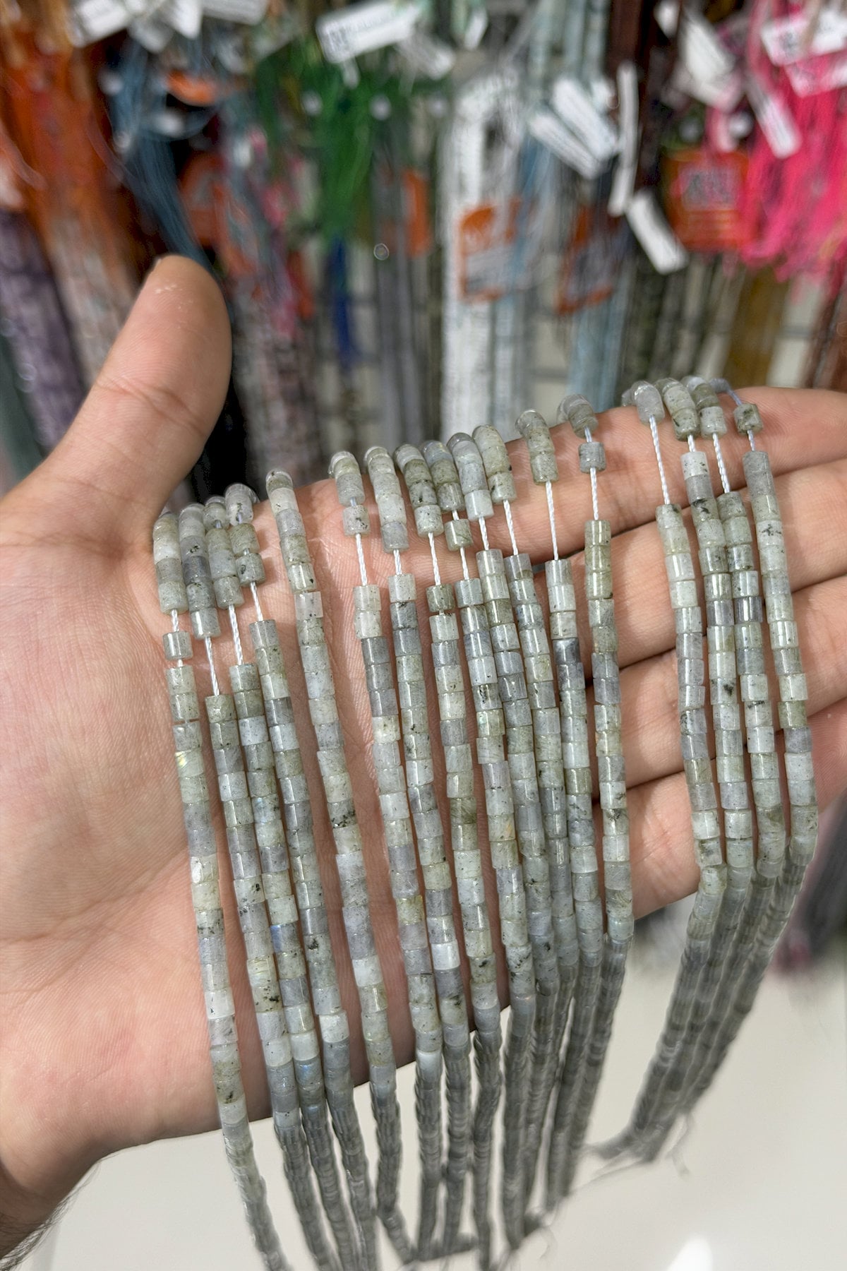 Labradorit Taşı Silindir Kesim Parlak 4x4mm Doğal Taş Dizi [AA]