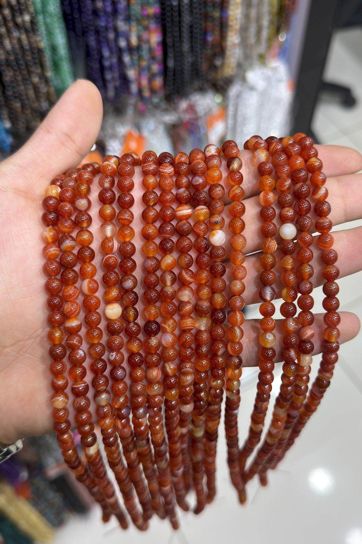 Madagaskar Akik Taşı Küre Kesim Parlak Turuncu 6mm Doğal Taş Dizi