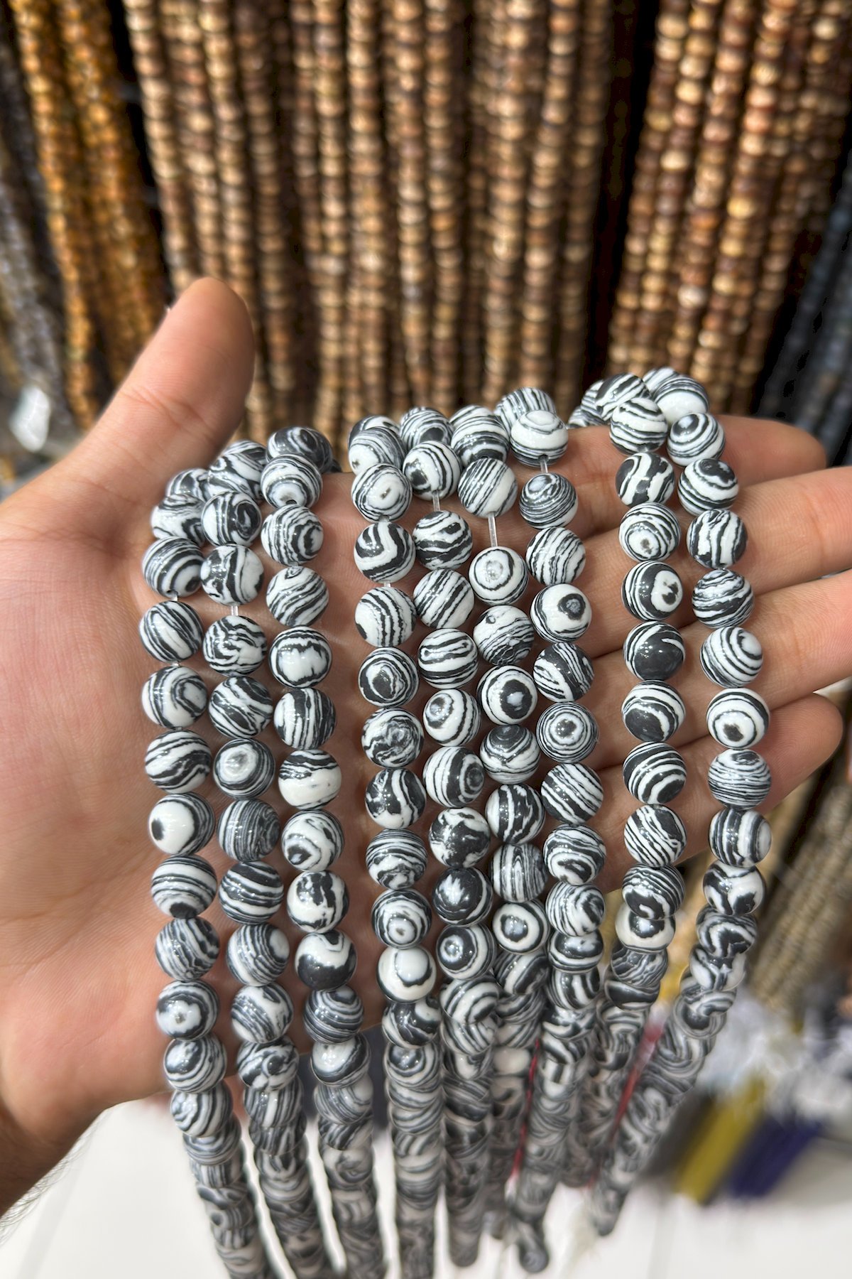 Malakit Sıkma Doğal Taş Siyah Beyaz Küre Kesim 10mm Dizi [B+]