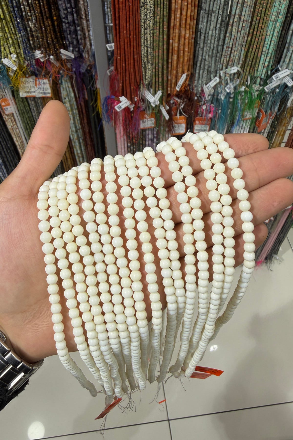 Mercan Doğal Taş Beyaz 6mm Dizi