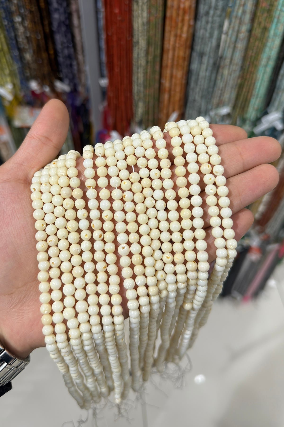 Mercan Doğal Taş Beyaz 6mm Dizi