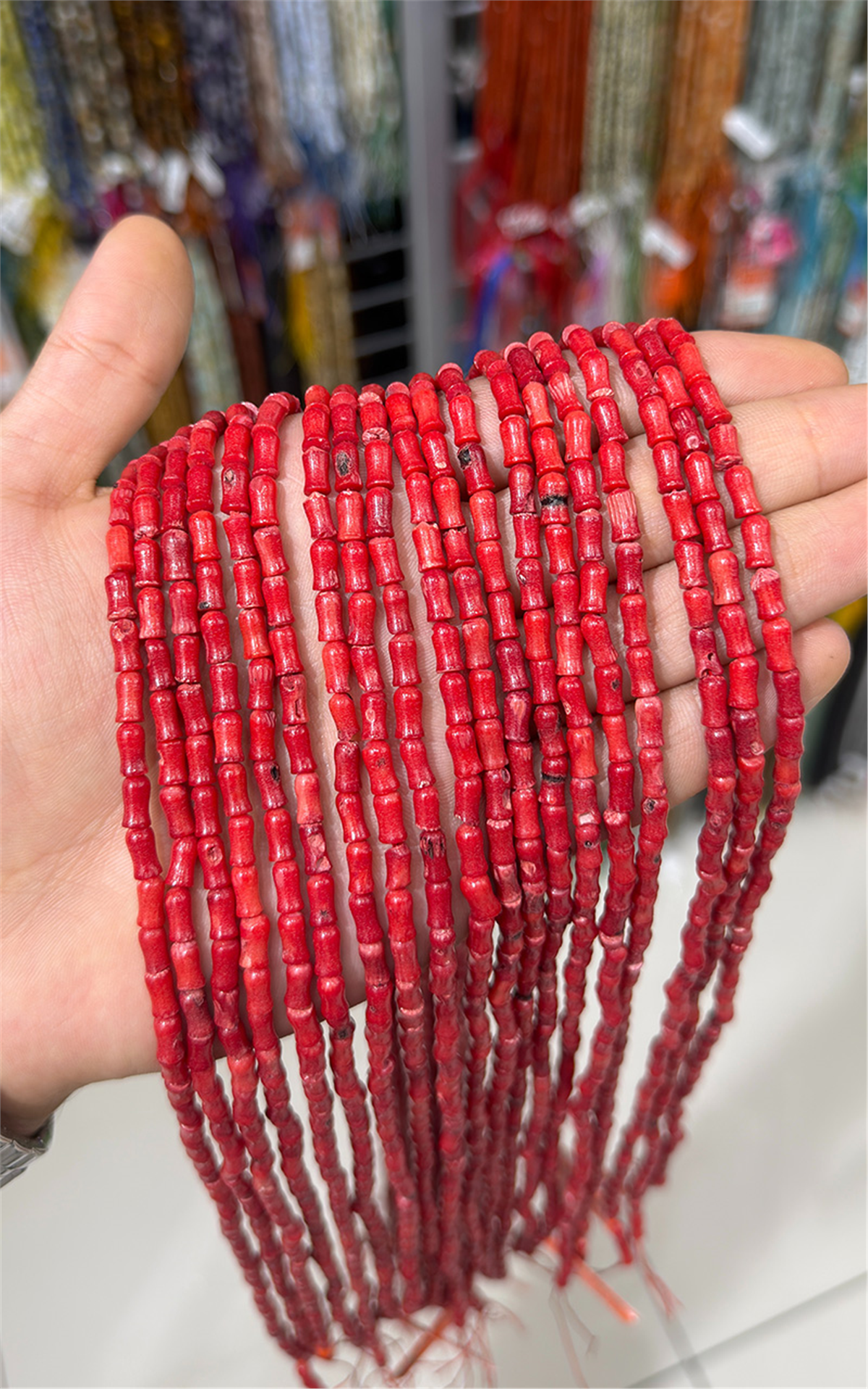 Mercan Doğal Taş Parlak Kırmızı Kemik 4x8mm Dizi