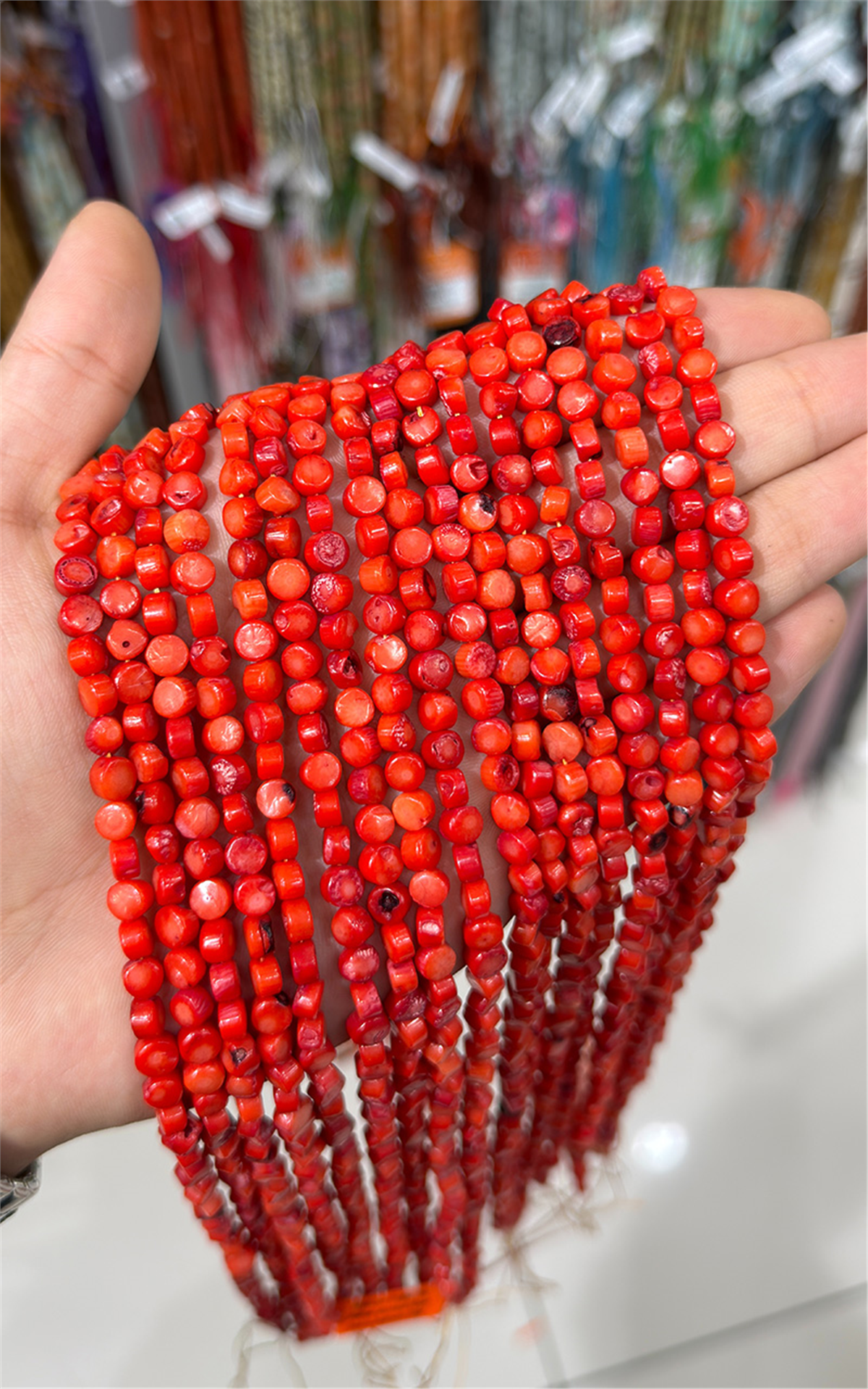 Mercan Doğal Taş Parlak Kırmızı Yassı Daire 4x6mm Dizi