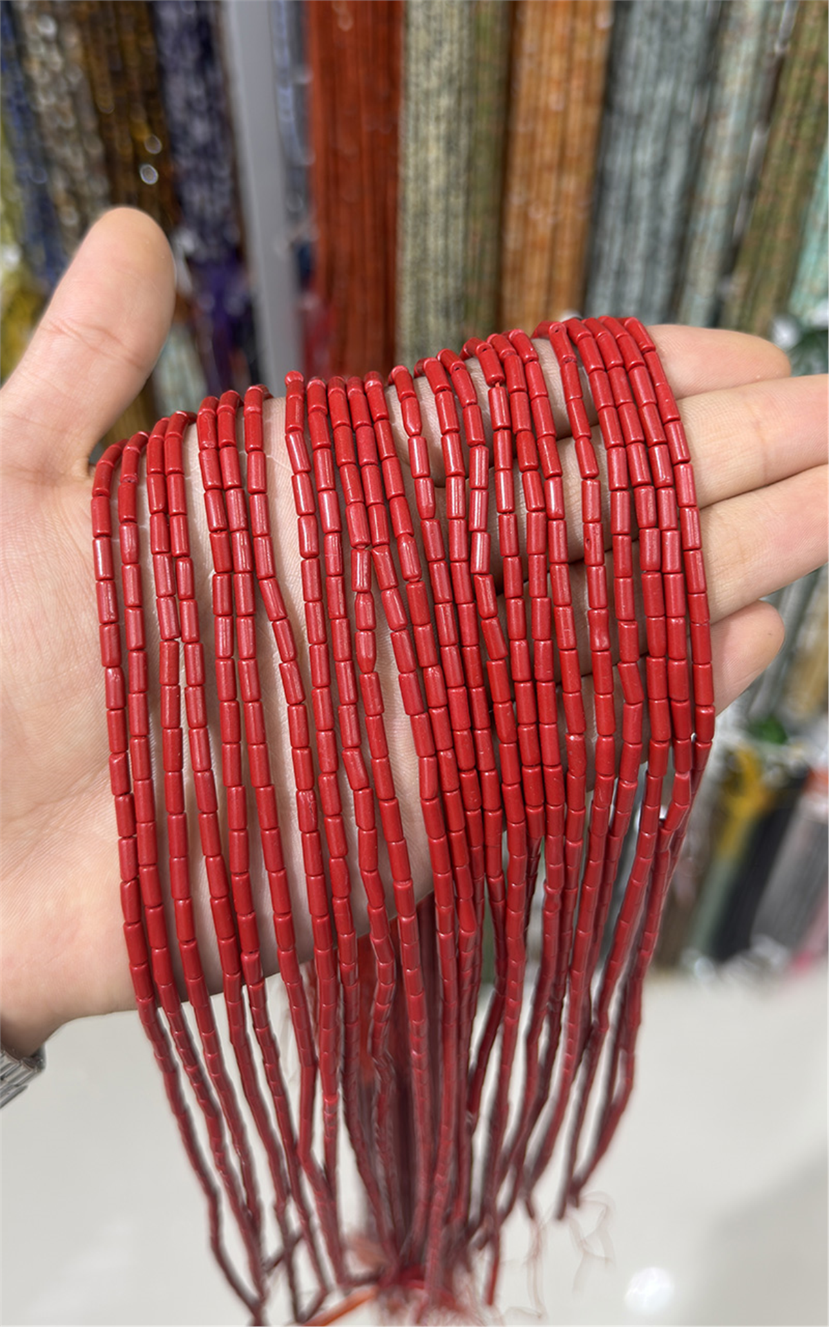 Mercan Doğal Taş Parlak Koyu Silindir Kesim 3x7mm Dizi (AB)