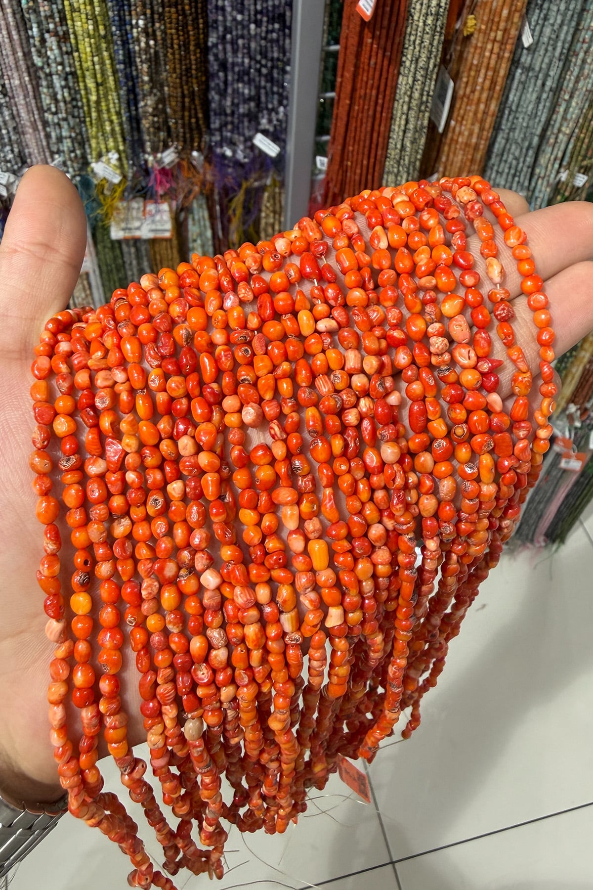 Mercan Doğal Taş Parlak Turuncu Amorf 4-5mm