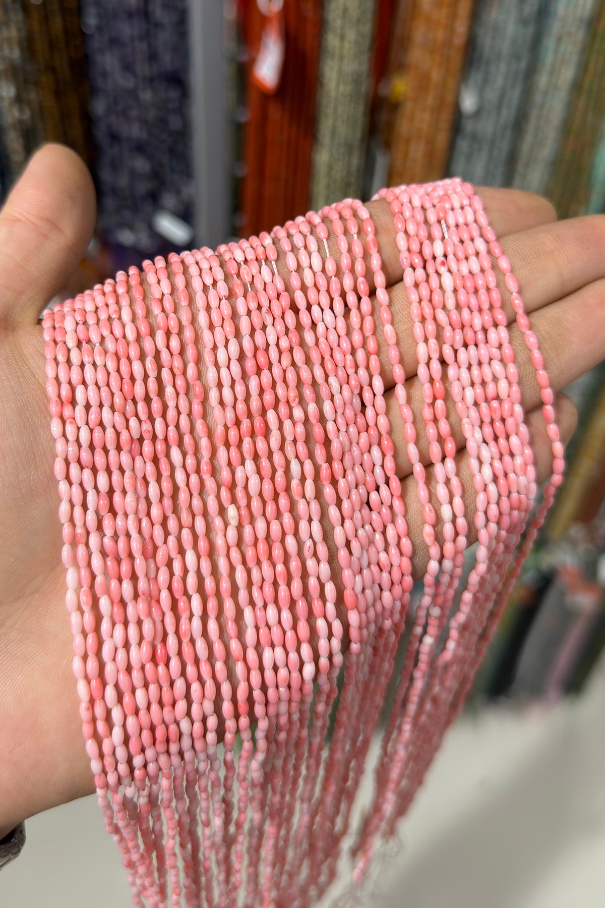 Mercan Taşı Arpa Kesim Parlak Pembe 2x4mm Doğal Taş Dizi [AA]