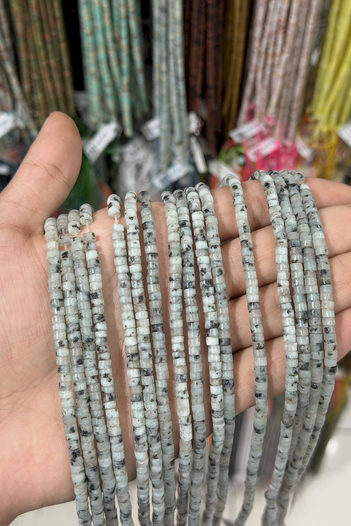 Opalit Taşı Dore Kesim Parlak 4x2mm Doğal Taş Dizi