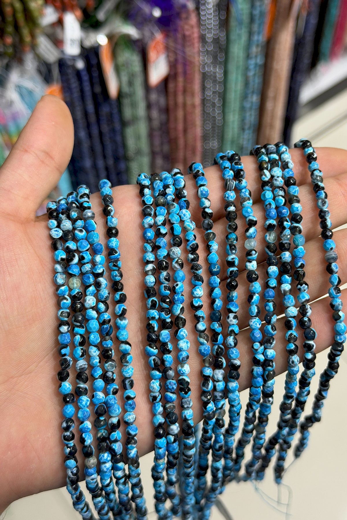 Pat Pat Agate Natural Stone Blue Globe Facet Cut 4mm String Of Beads