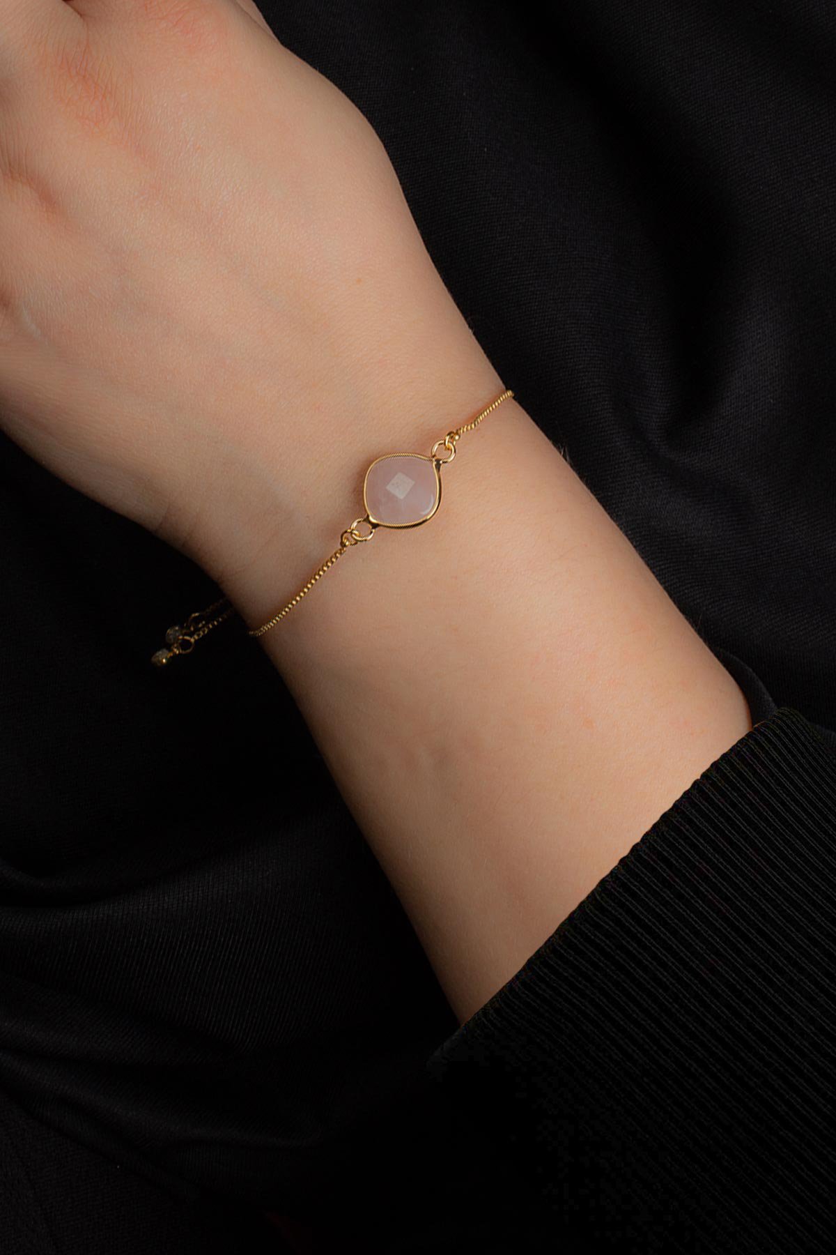 Pembe Kuvars Doğal Taş Asansör Sistemli Bileklik