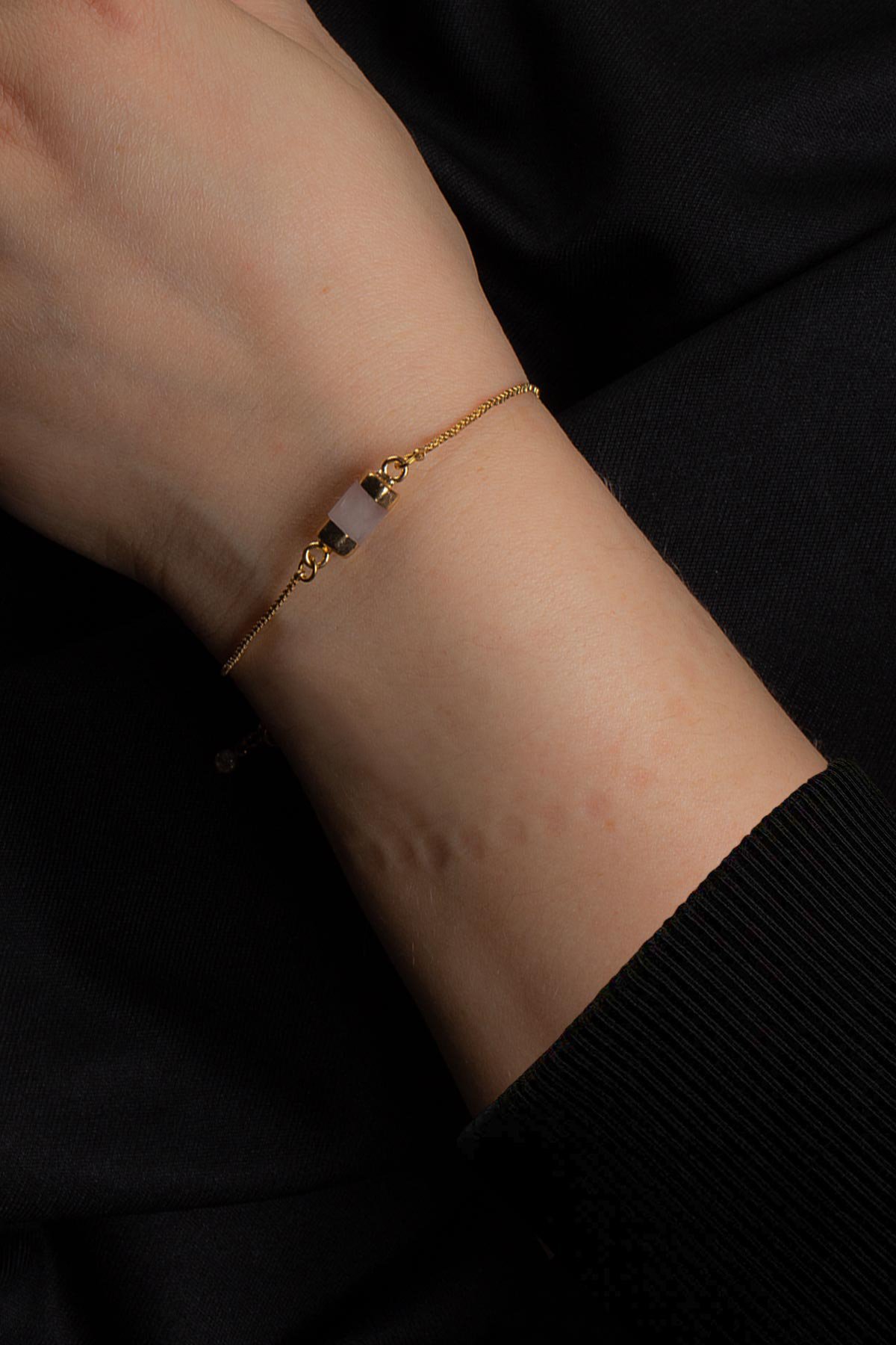 Pembe Kuvars Doğal Taş Asansör Sistemli Bileklik