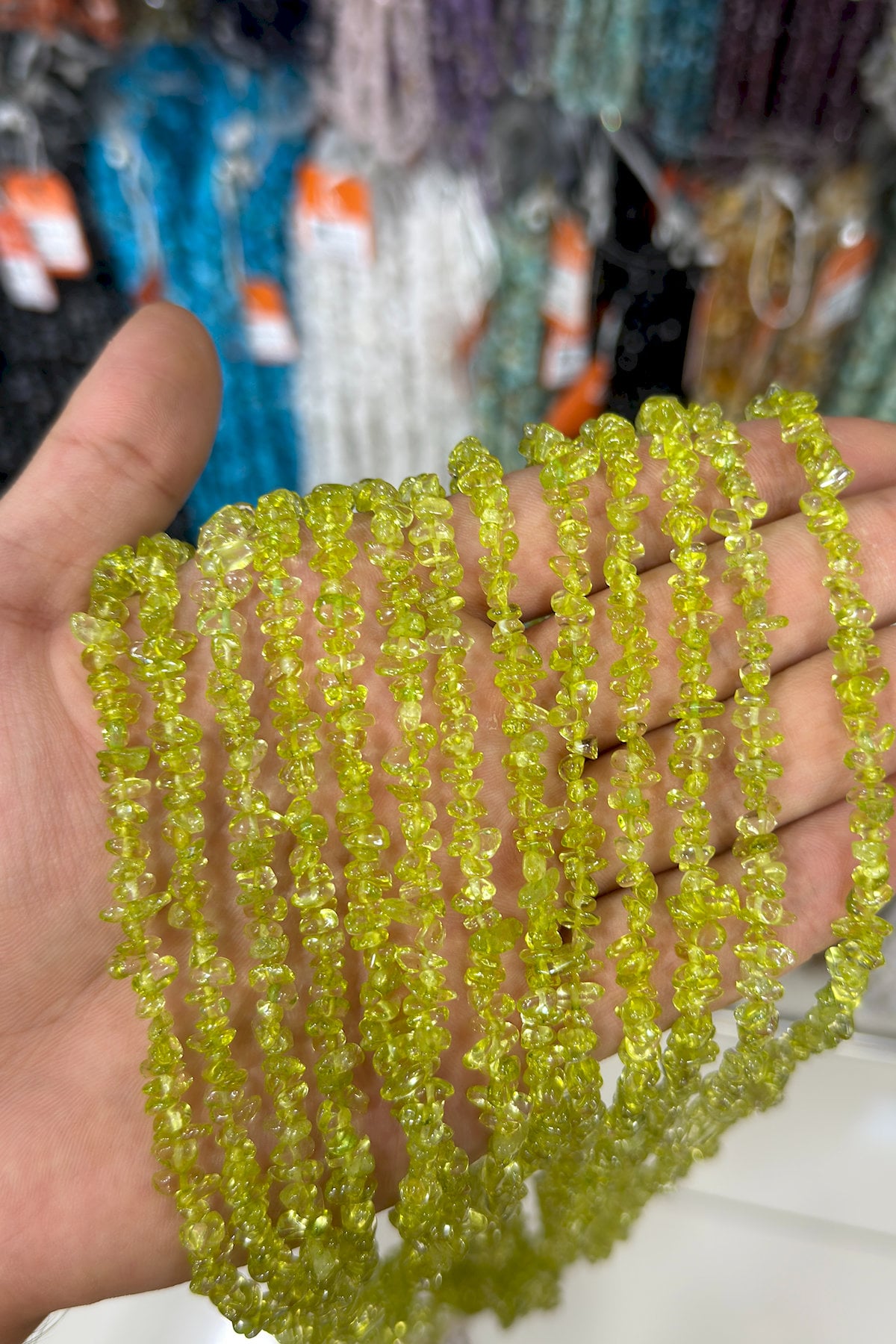 Peridot Kırık Taş Mini Boy Parlak 3x5mm Doğal Taş Dizi