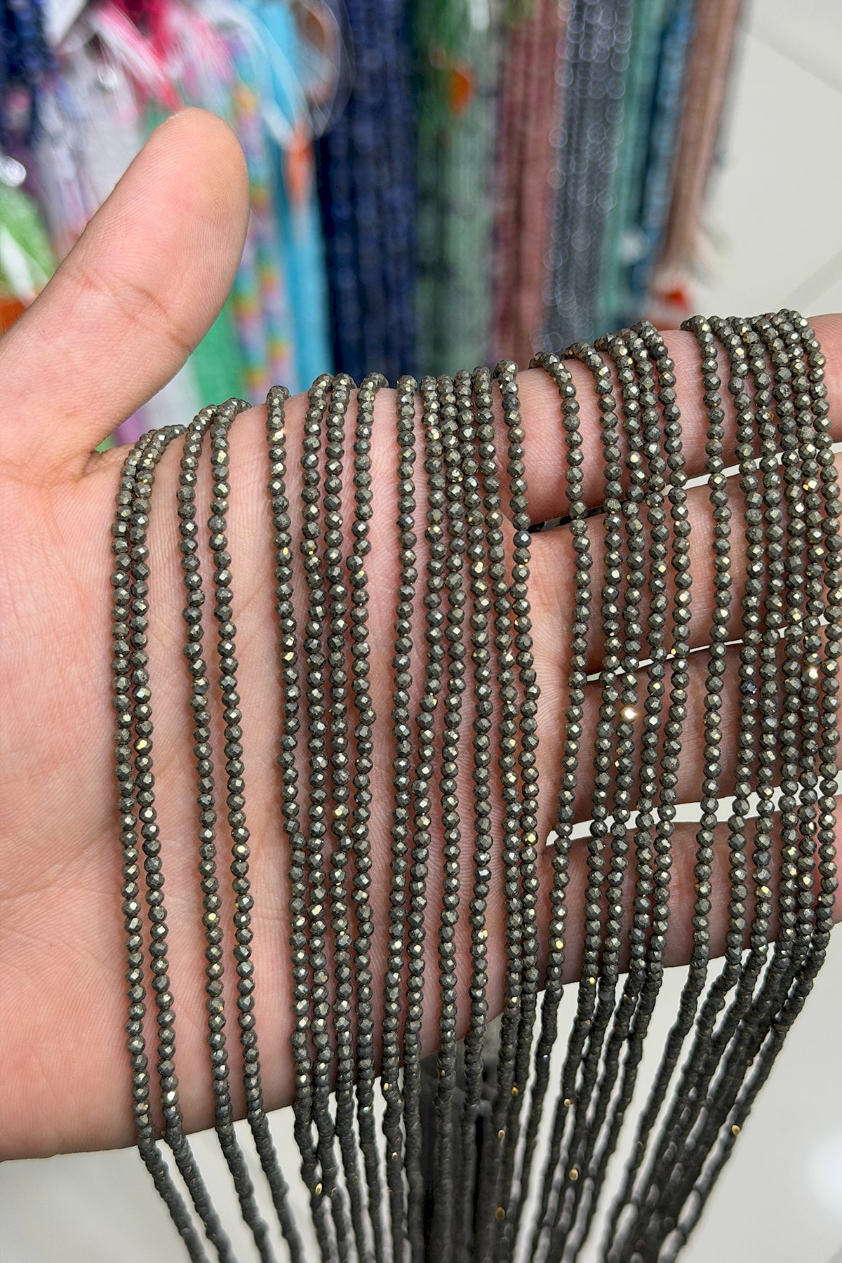 Pirit Taşı Parlak Küre Kristal Kesim 2mm Doğal Taş Dizi AB
