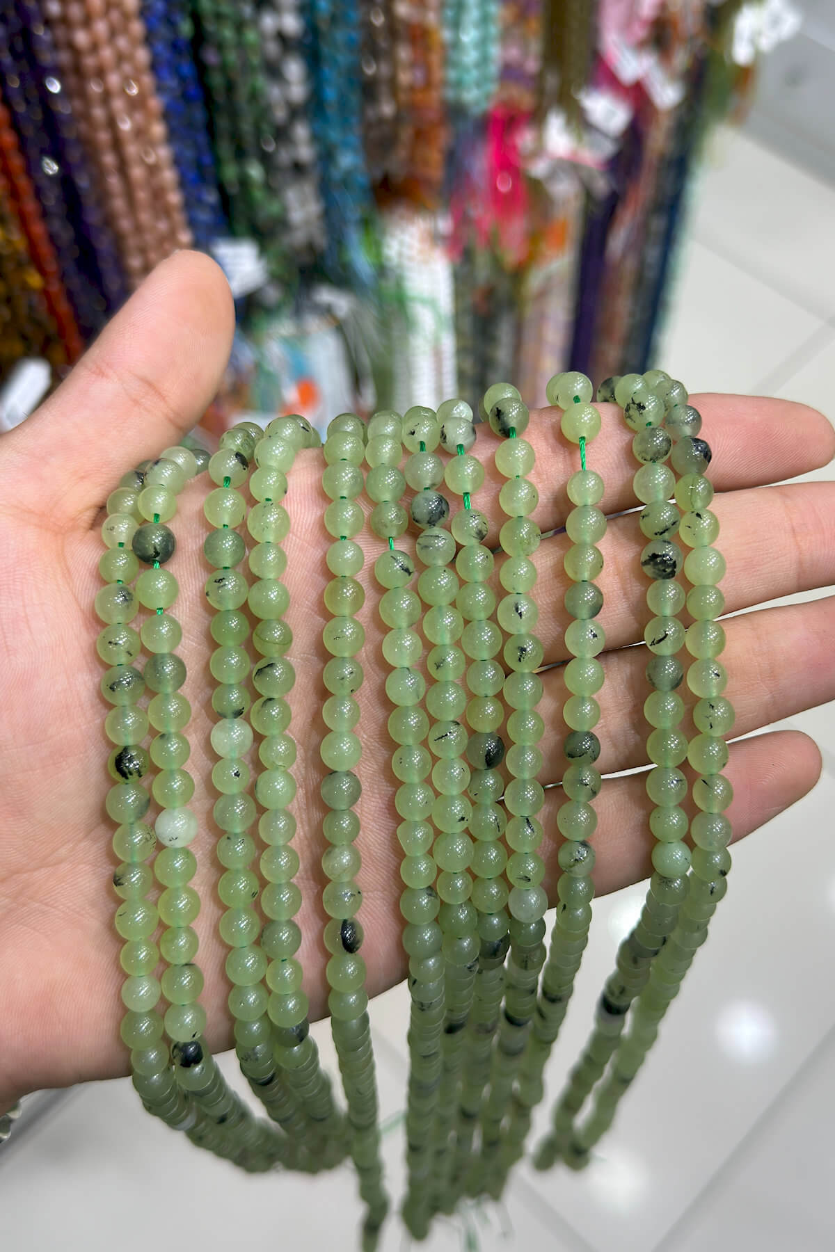 Prehnit Taşı Küre Kesim Parlak Yeşil 6mm Doğal Taş Dizi [AB+]