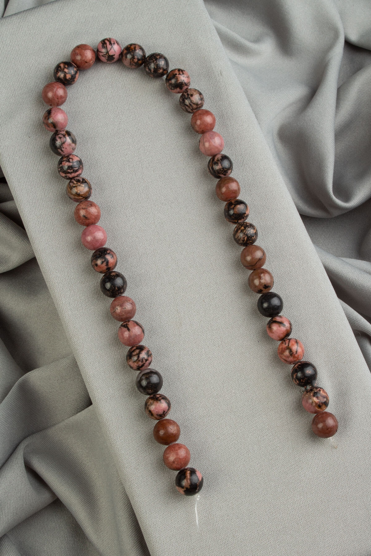 Rodonit Doğal Taş Parlak Pembe Damarlı Küre Kesim 10mm Dizi [AA]