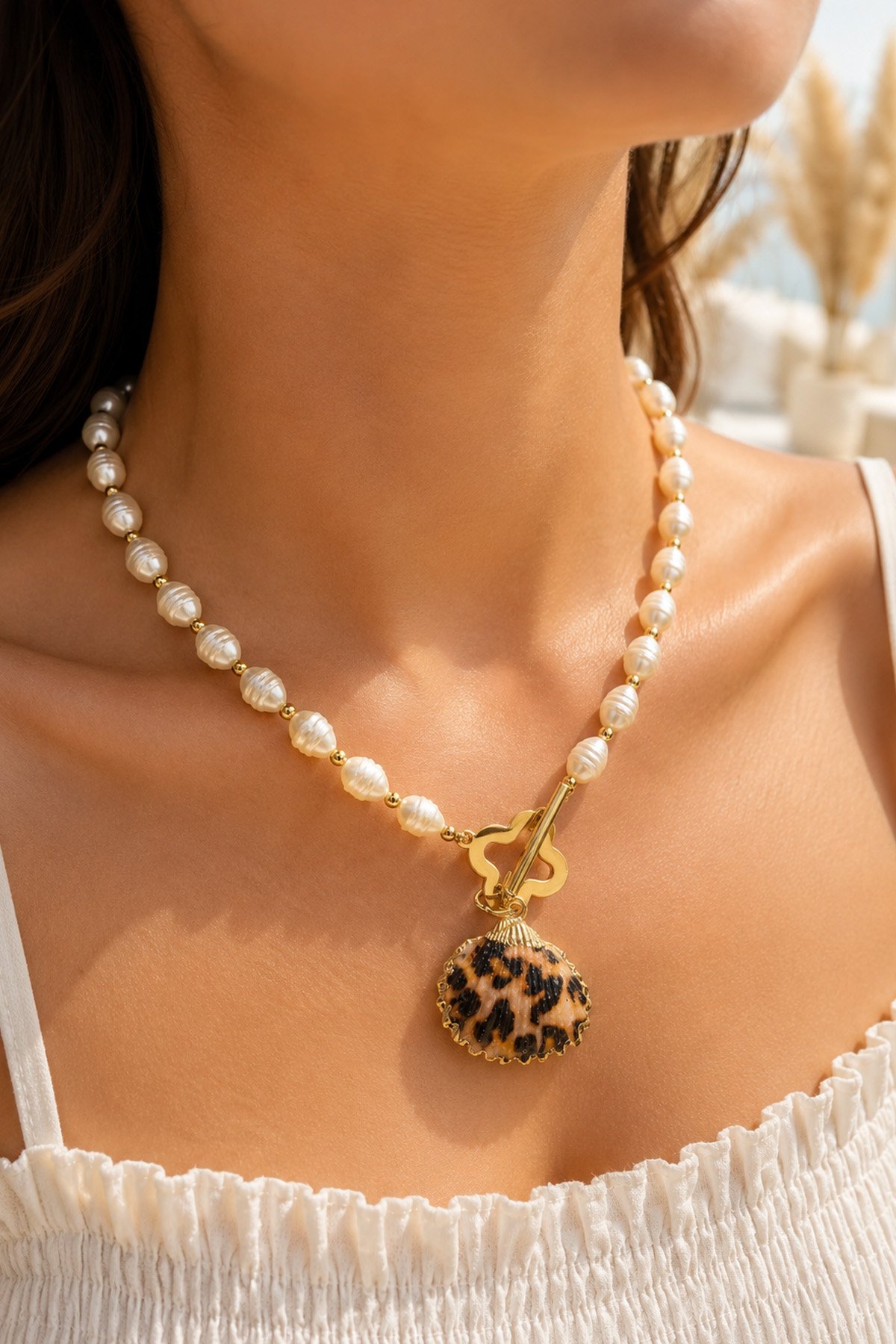Sedef Doğal Deniz Kabuk Uçlu Çelik Van Cleef T Kapamalı Plastik 10mm Arpa İncili Kolye