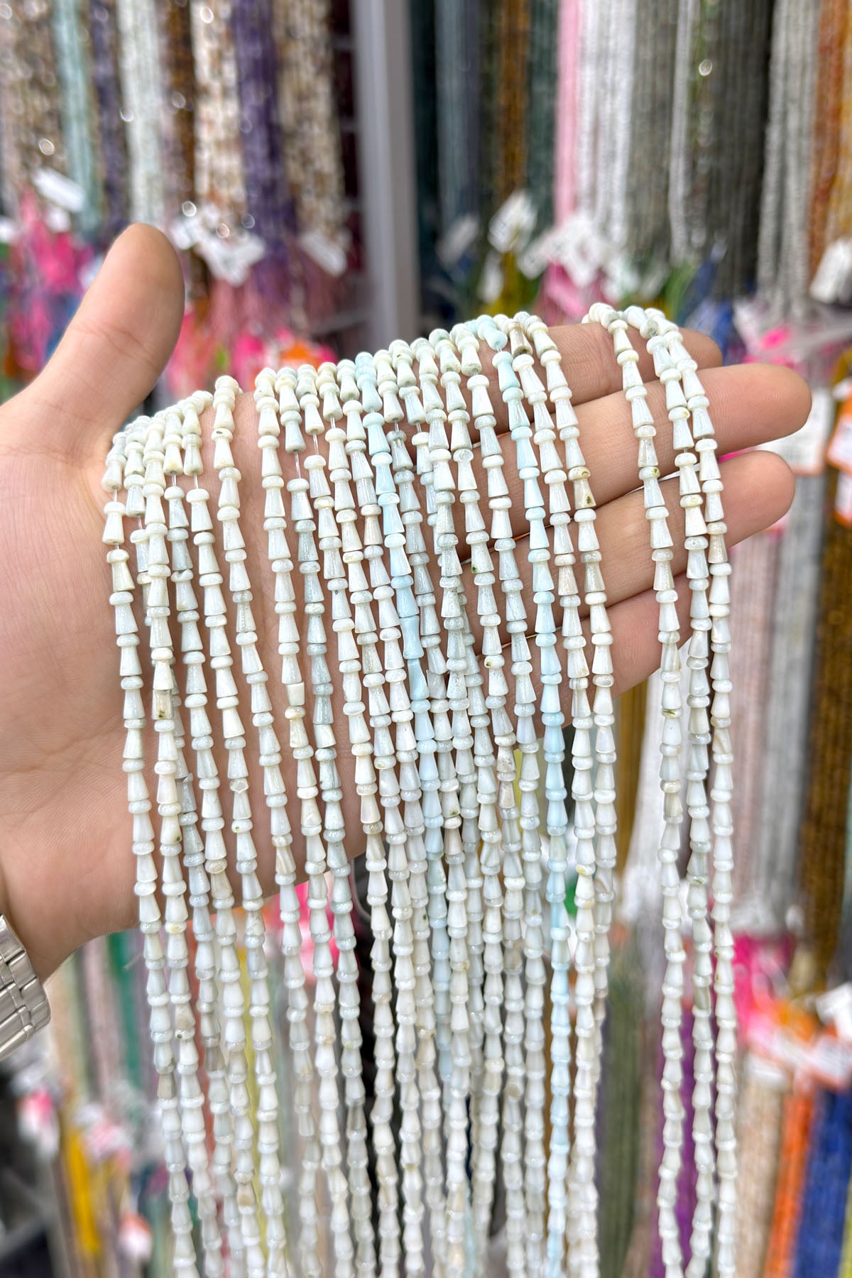 Sedef Taşı Mantar Kesim Parlak Yeşil 4x8mm Doğal Taş Dizi [AA]