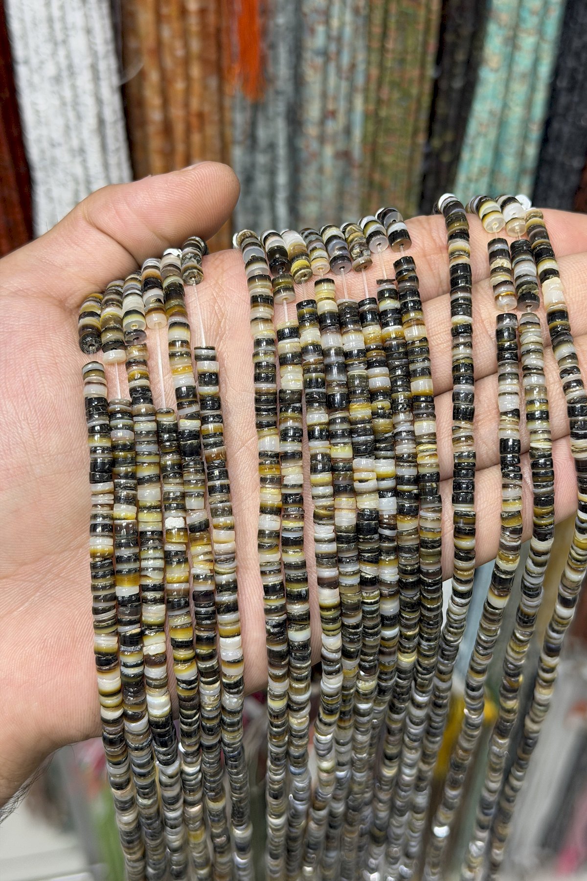 Sedef Doğal Taş Siyah Beyaz Rondela Kesim 4x2mm Dizi