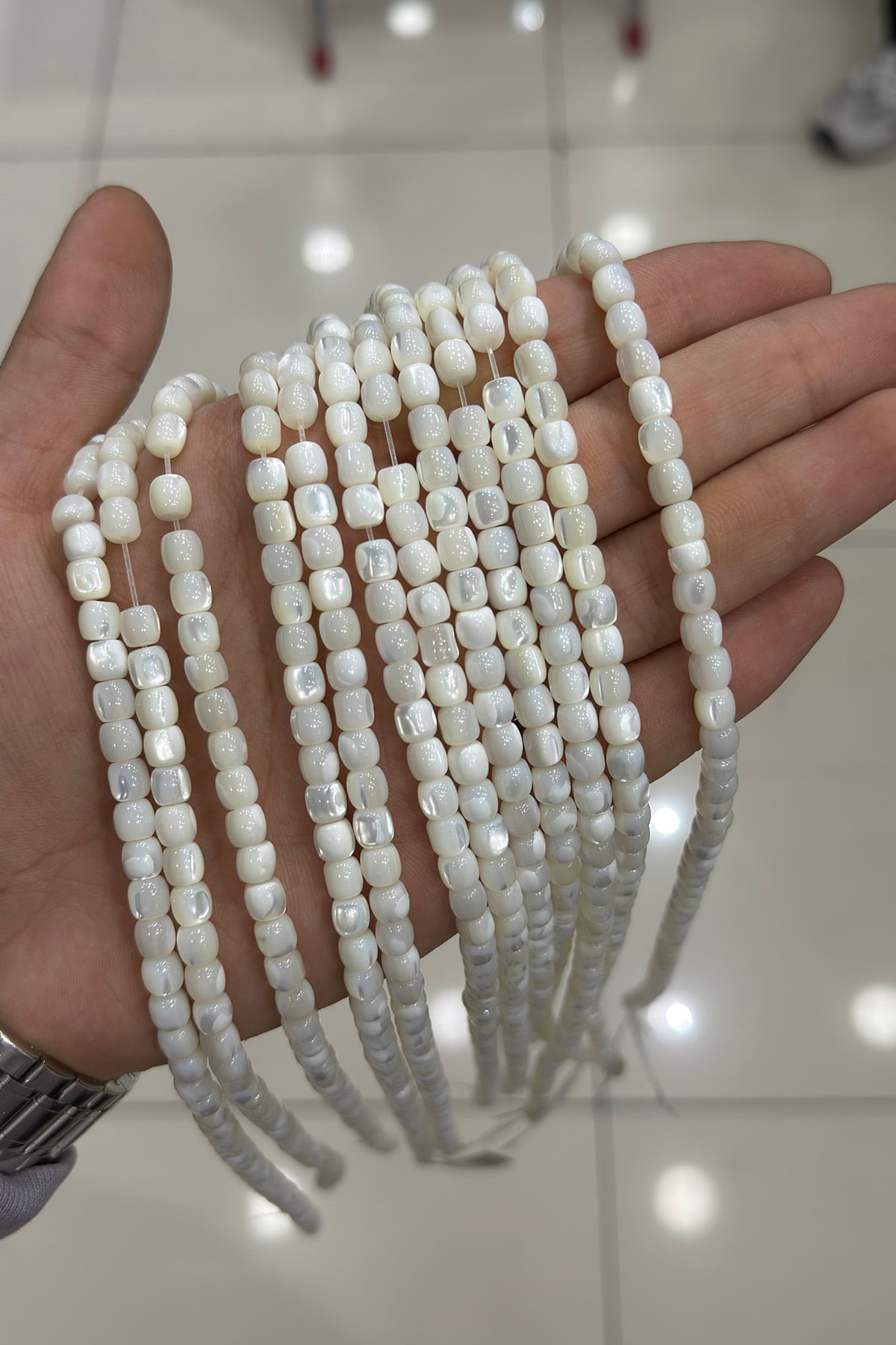Sedef Taşı Silindir Kesim Parlak Beyaz 6x6mm Doğal Taş Dizi [AA]