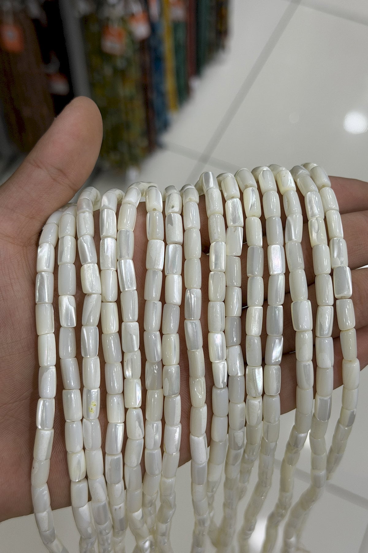 Sedef Taşı Silindir Kesim Parlak Beyaz 6x10mm Doğal Taş Dizi [AA]