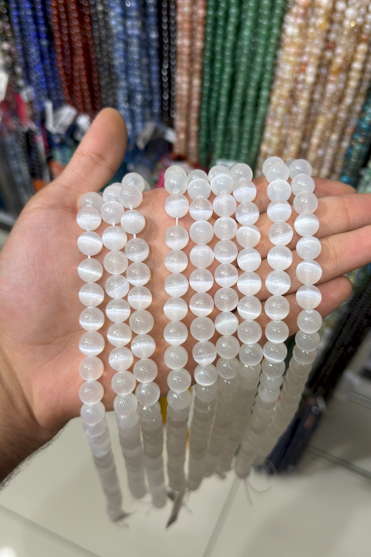Selenit Doğal Taş Parlak Küre Kesim 10mm Dizi AA