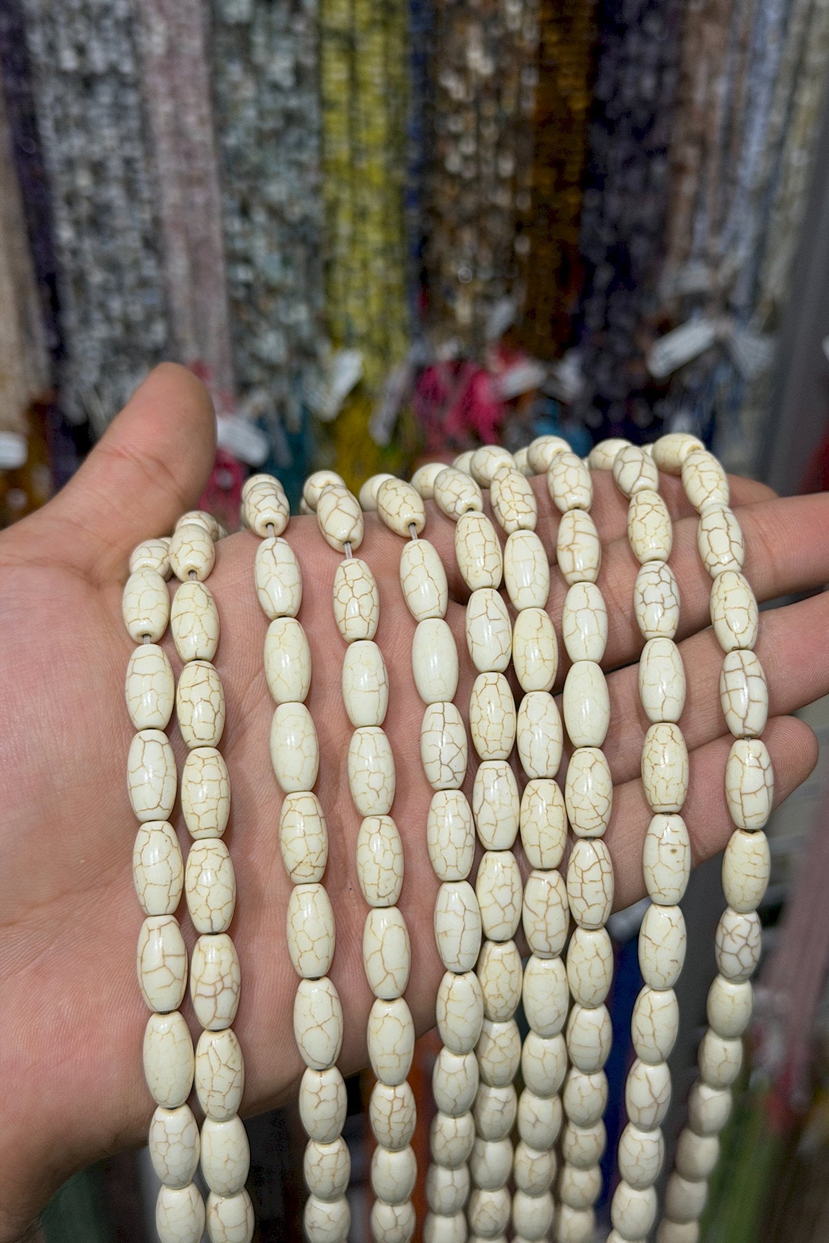 Turquoise Squeezing Natural Stone White Barley Cut White 8mm String Of Beads