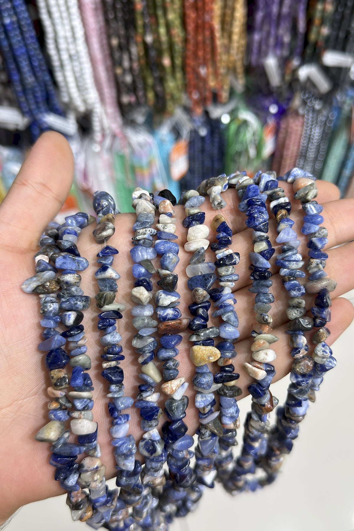 Sodalit Kırık Taş Orta Boy Parlak 5x8mm Doğal Taş Dizi