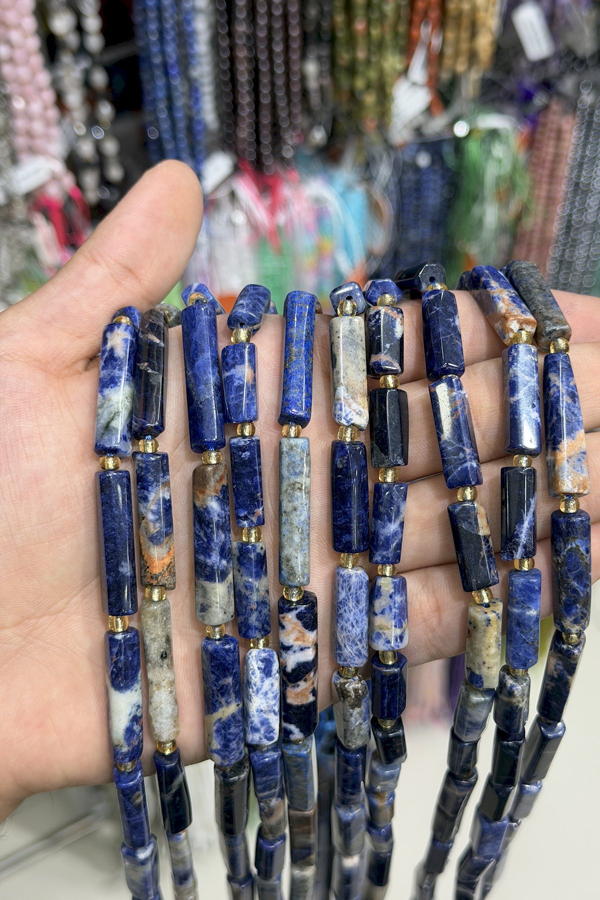 Sodalit Taşı Köşeli Silindir Kesim 7x27mm Doğal Taş Dizi