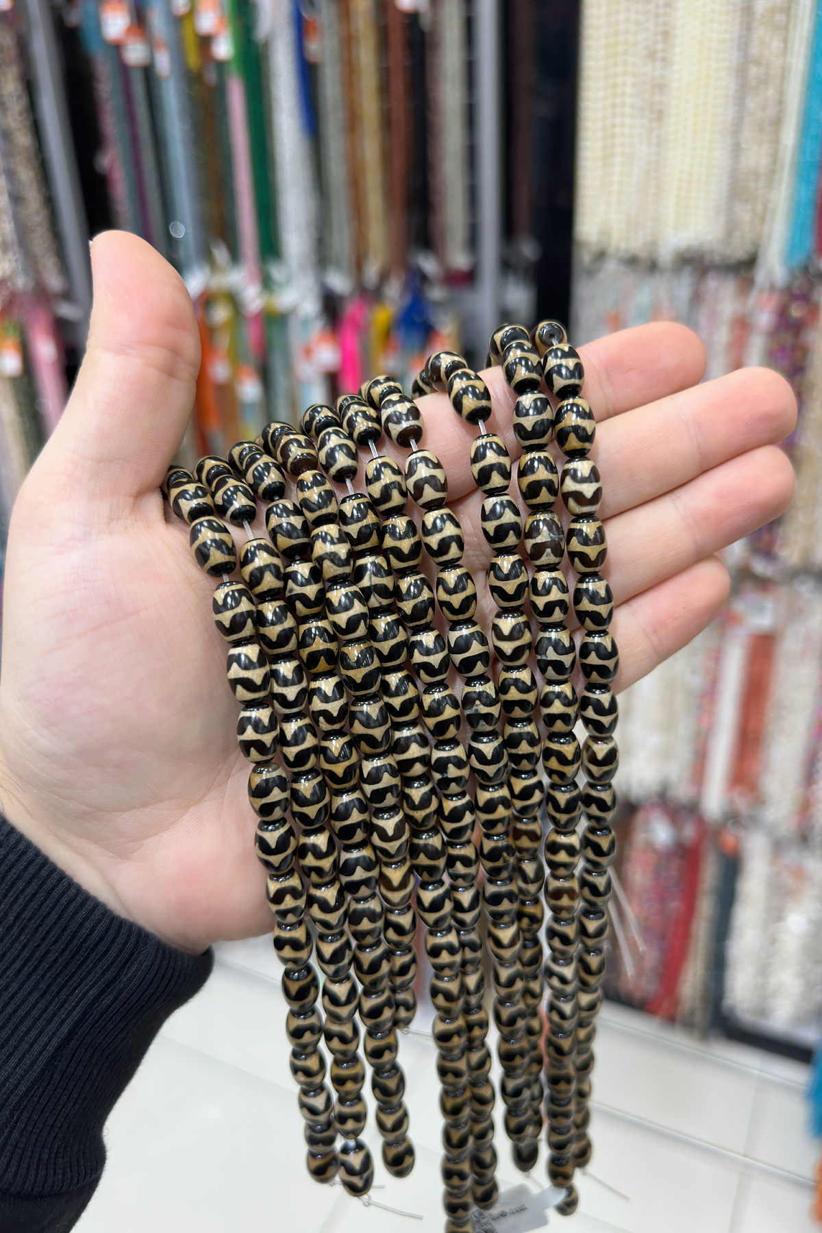 Tibet Akik Taşı Arpa Kesim 8x12mm Siyah Beyaz Doğal Taş Dizi