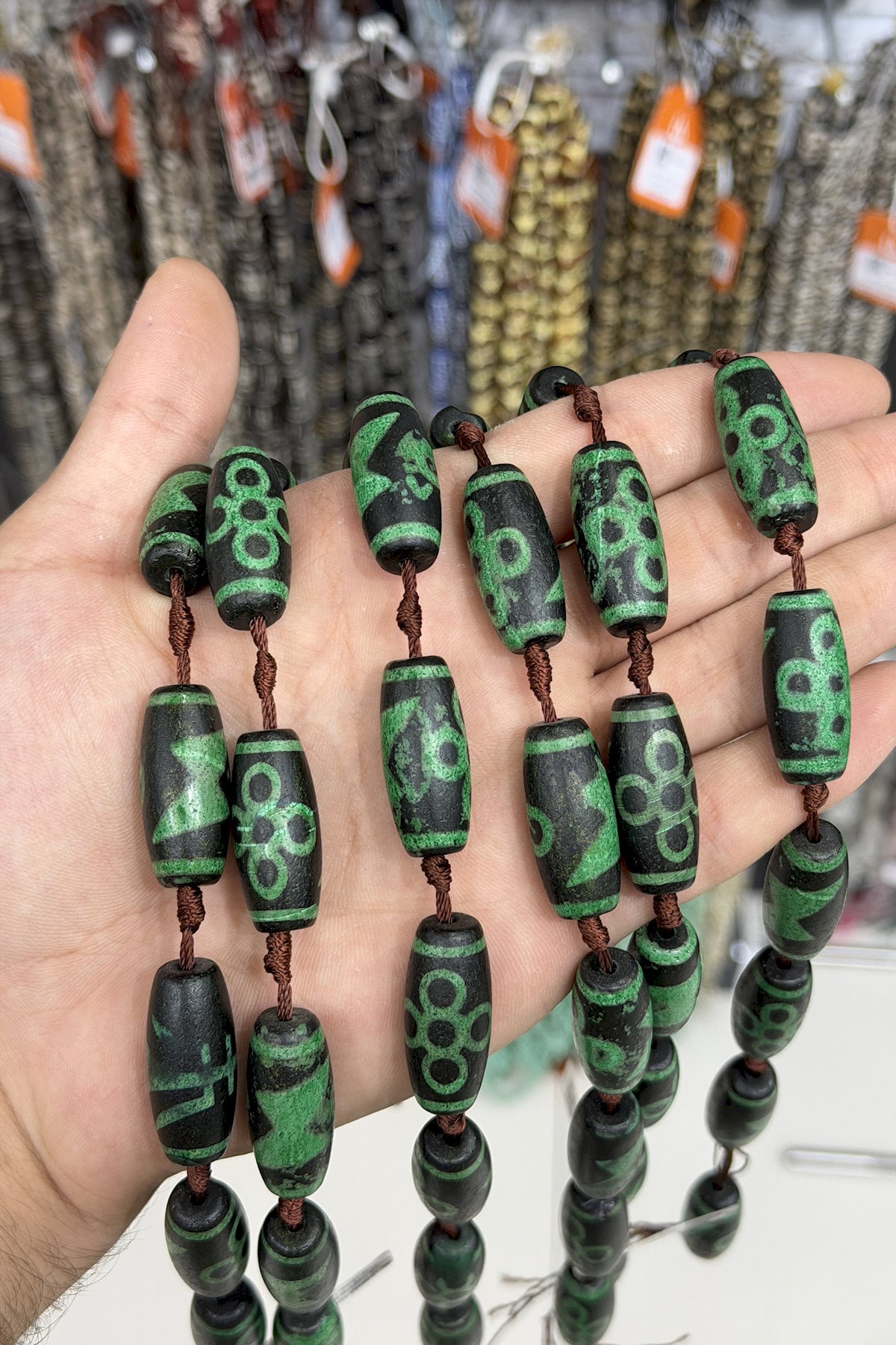 Tibet Akik Taşı Arpa Kesim 13x29mm Siyah Yeşil Desenli Doğal Taş Dizi