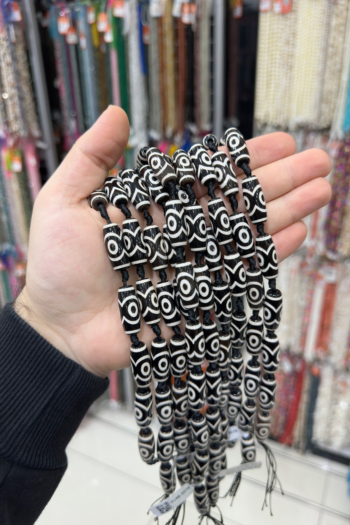 Tibet Akik Taşı Silindir Kesim 11x25mm Siyah Beyaz Doğal Taş Dizi