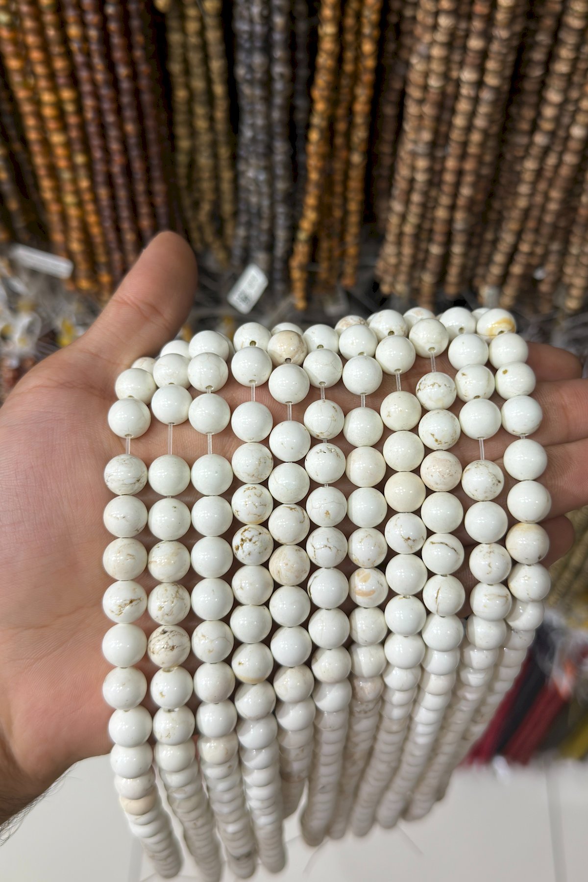 Turkuaz Doğal Taş Parlak Beyaz Küre Kesim 10mm Dizi [Ab]