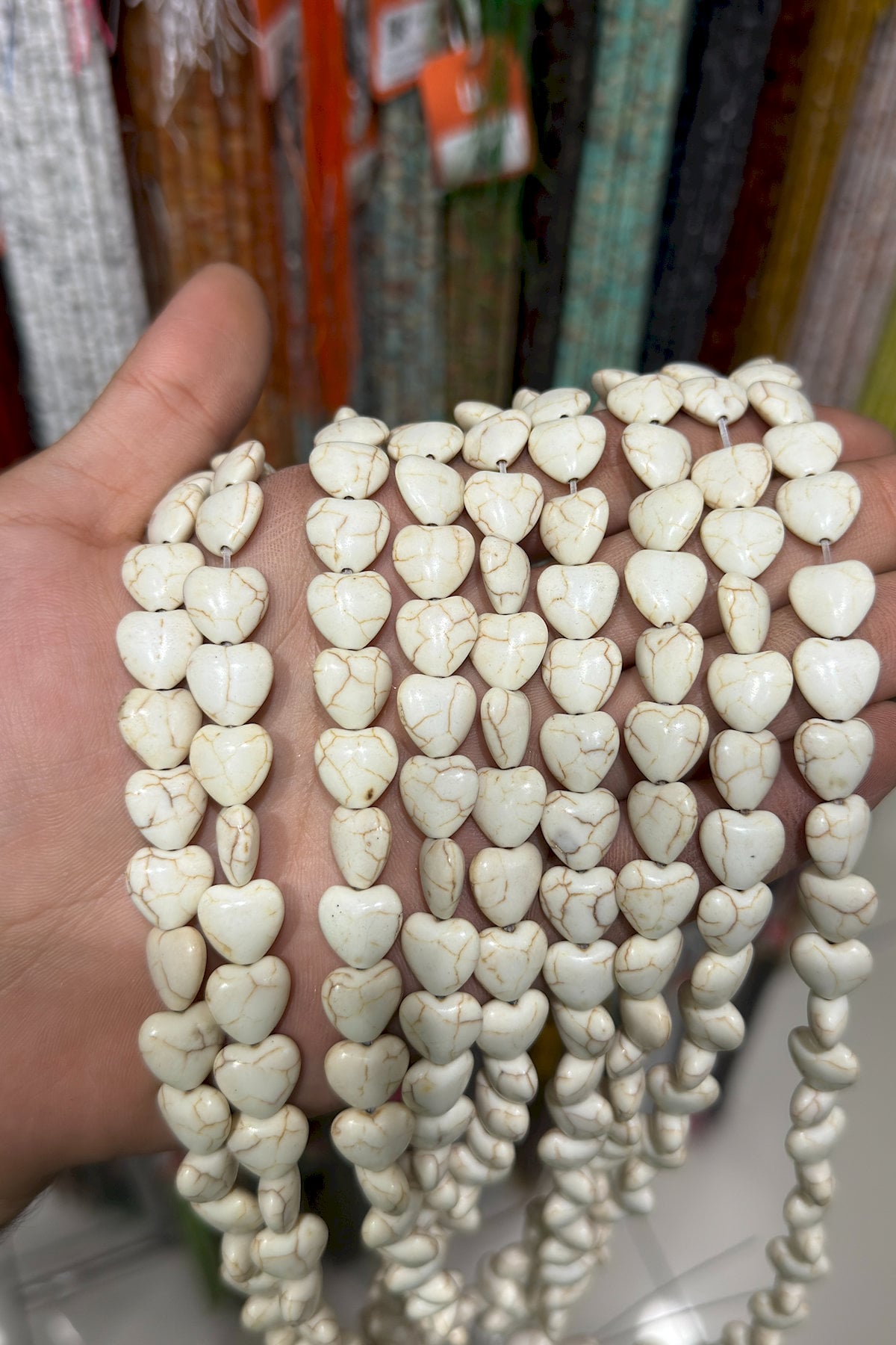 Turkuaz Taşı Kalp Kesim Parlak Beyaz 12x6mm Doğal Taş Dizi [B+]