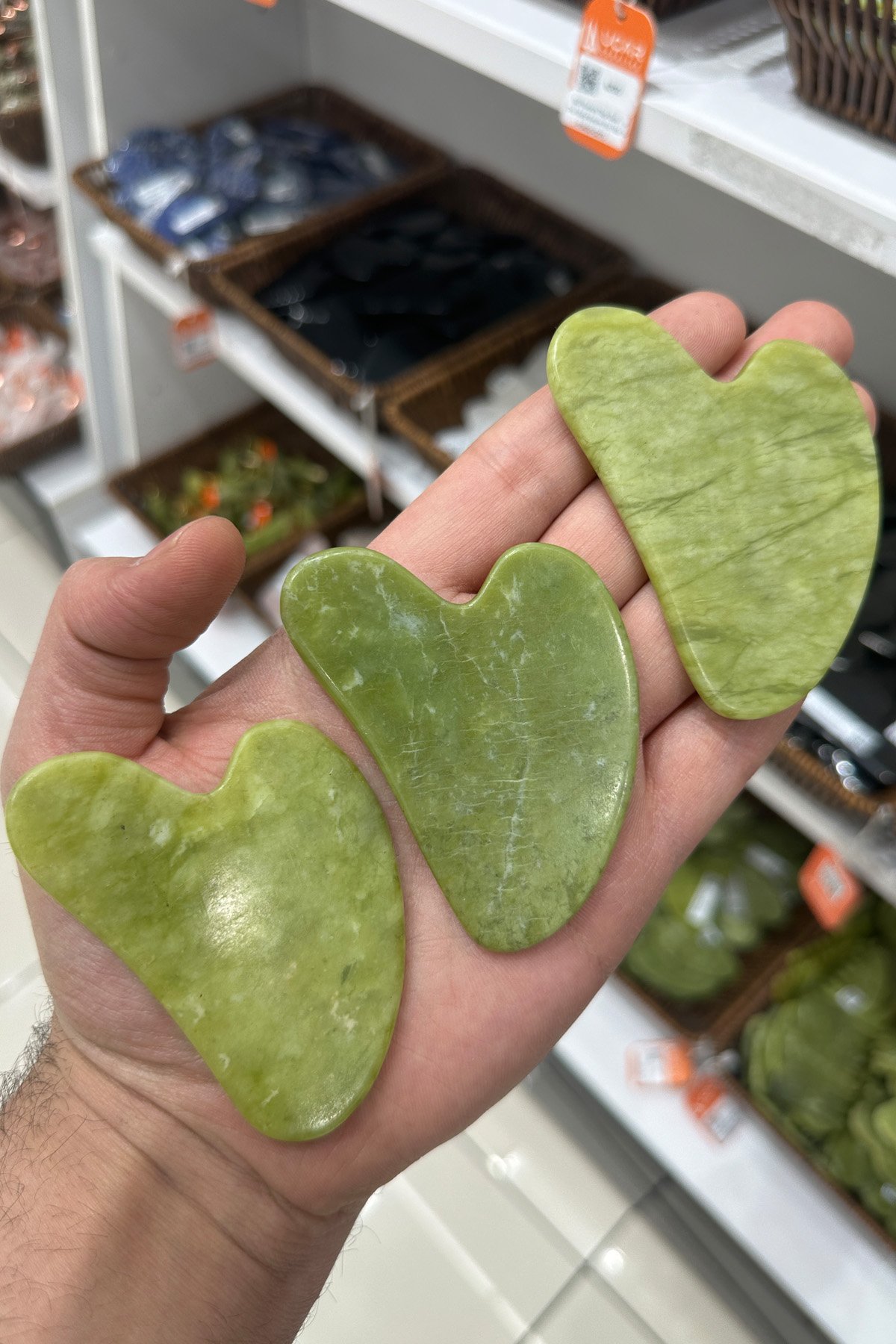 Yeşim Doğal Taş Gua Sha Kalp Kesim Yüz Masaj Taşı