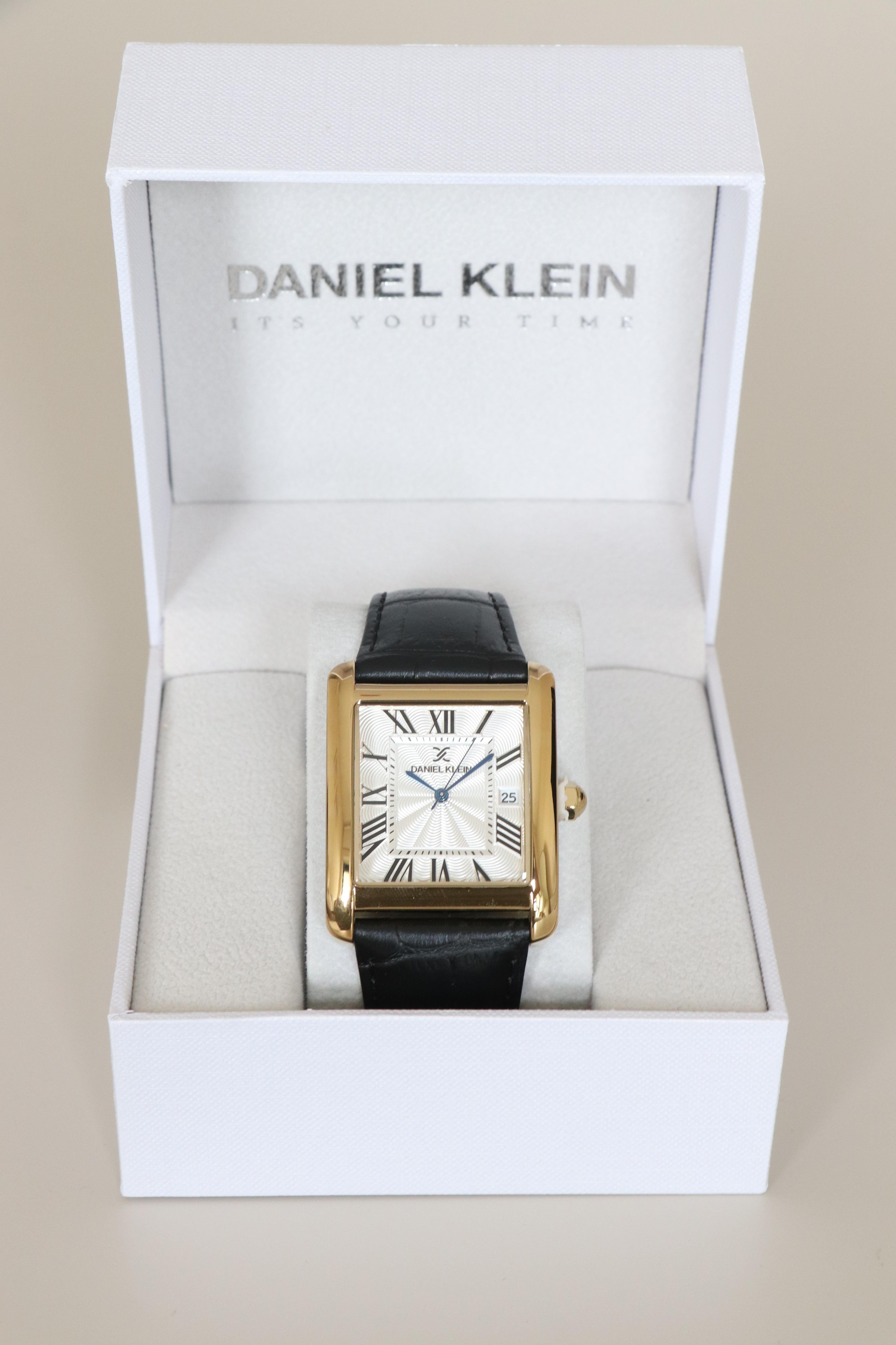 Daniel Klein Mekanizma Garantili Takvimli Deri Kayış Erkek Kol Saati Siyah (Gold Kasa) DK0011