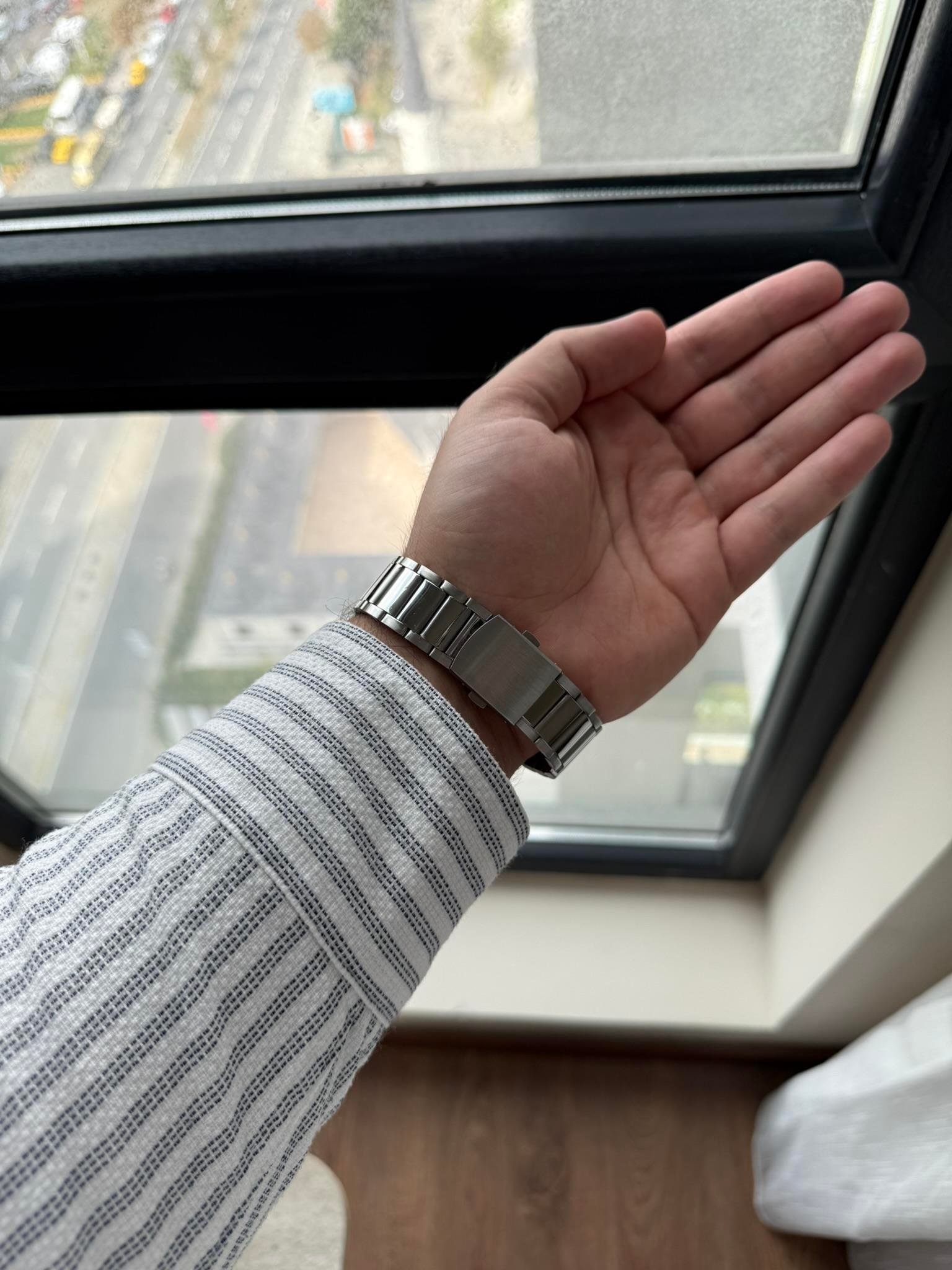 Pery Petek Kadran Tasarım Erkek Kol Saati Gümüş (Beyaz Kadran)