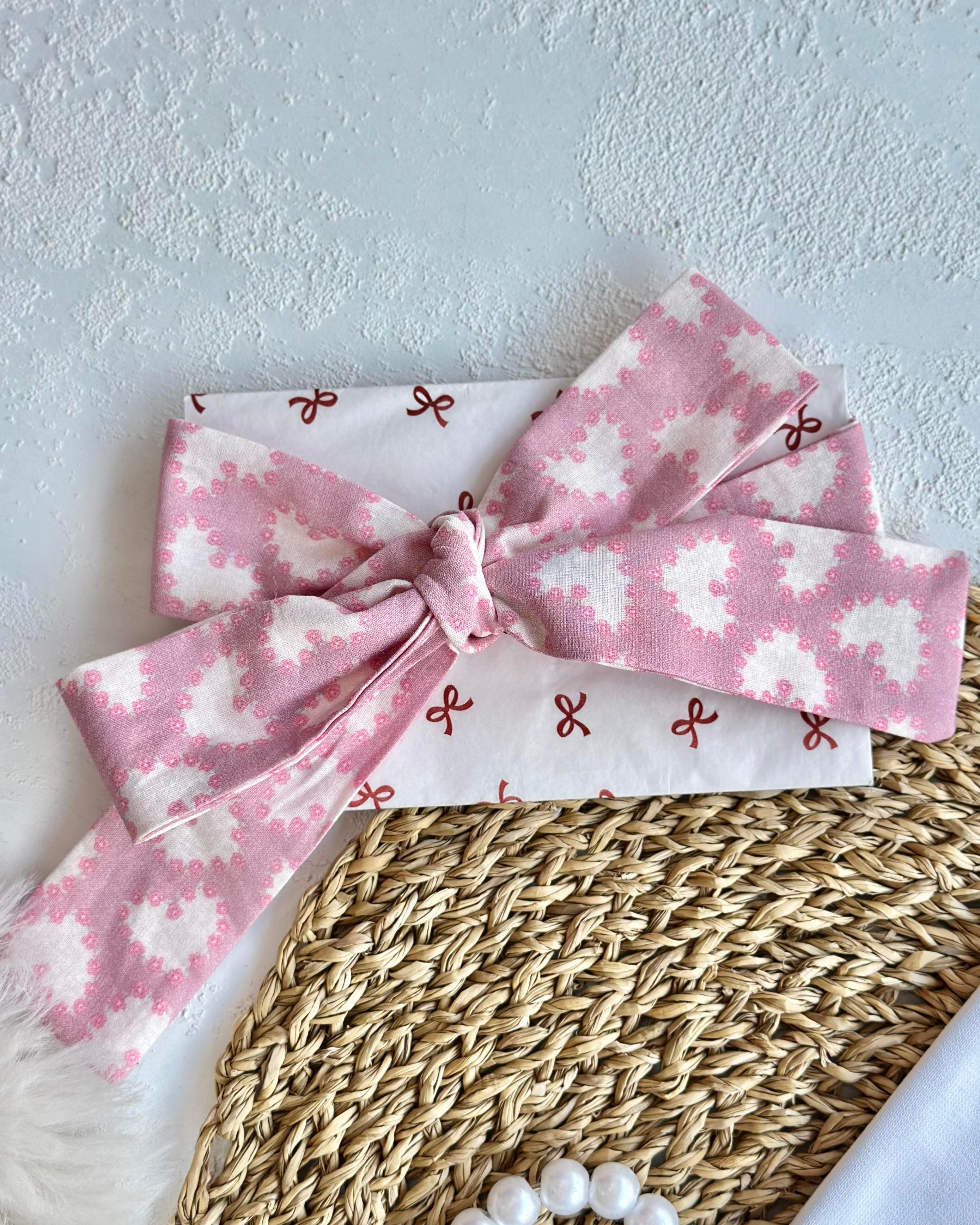 GÖZLÜK VE BANDANA HEDİYELİ Desenli Fırfırlı Lila Etek Crop Takım