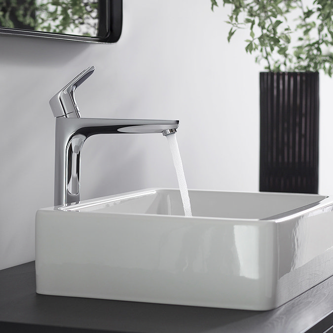 Hansgrohe Focus Lavabo Bataryası 230 Sifon Kumandalı