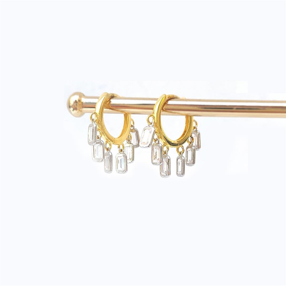 Baget Taşlı Gümüş Halka Küpe