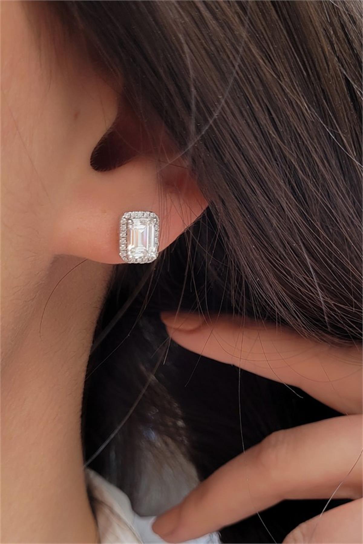 Gümüş Kültür Pırlanta Baget Küpe