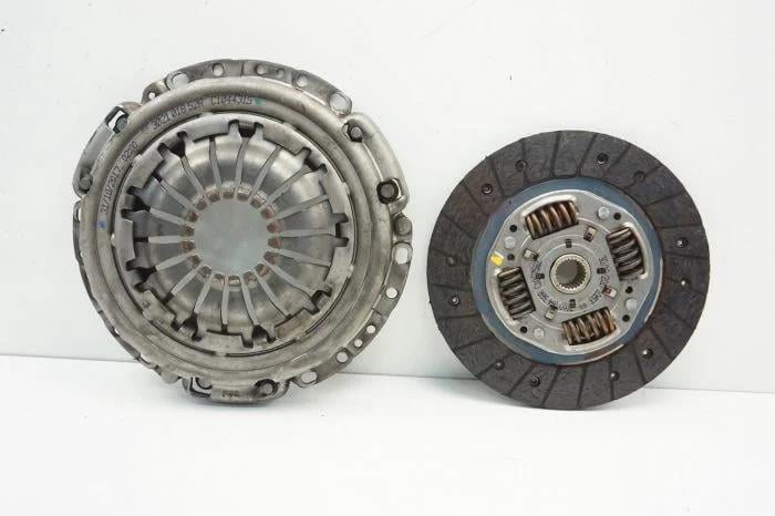 Motor Debriyaj Seti Symbol II Logan Sandero II 1.0 SCE  302057069R - Renault Mais - 302057069R