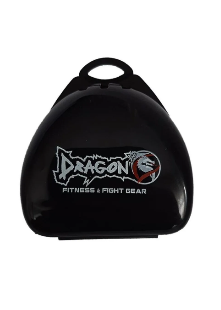 DragonDoDragonDo 99115 Jr Şeffaf Çocuk Dişlik, Profesyonel Boks Dişliği ve Saklama Kutusu Boksshop.comDragonDo 99115 Jr Şeffaf Çocuk Dişlik, Profesyonel Boks Dişliği ve Saklama Kutusu