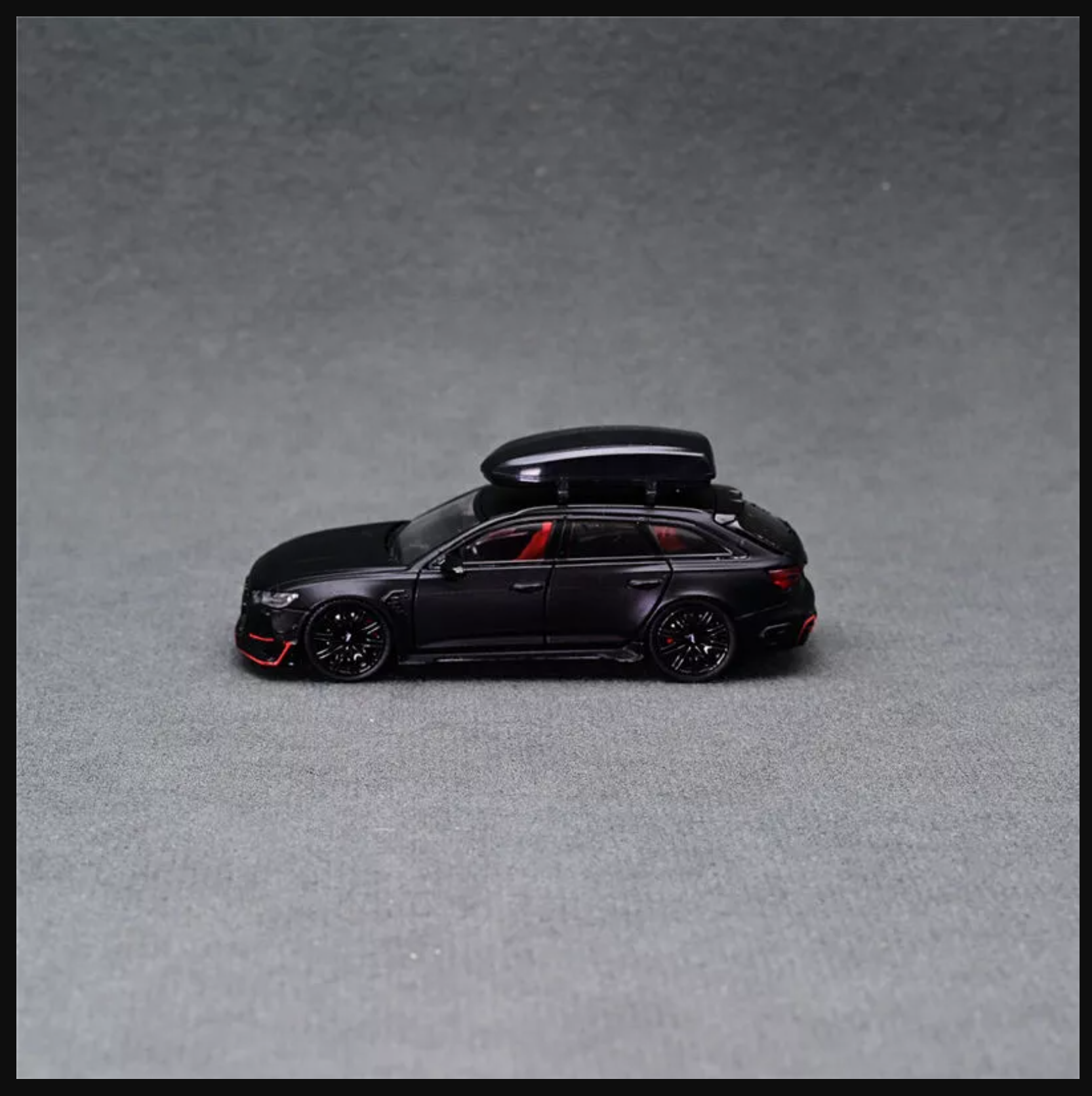 CM Model Accessories Rooftop Set Red