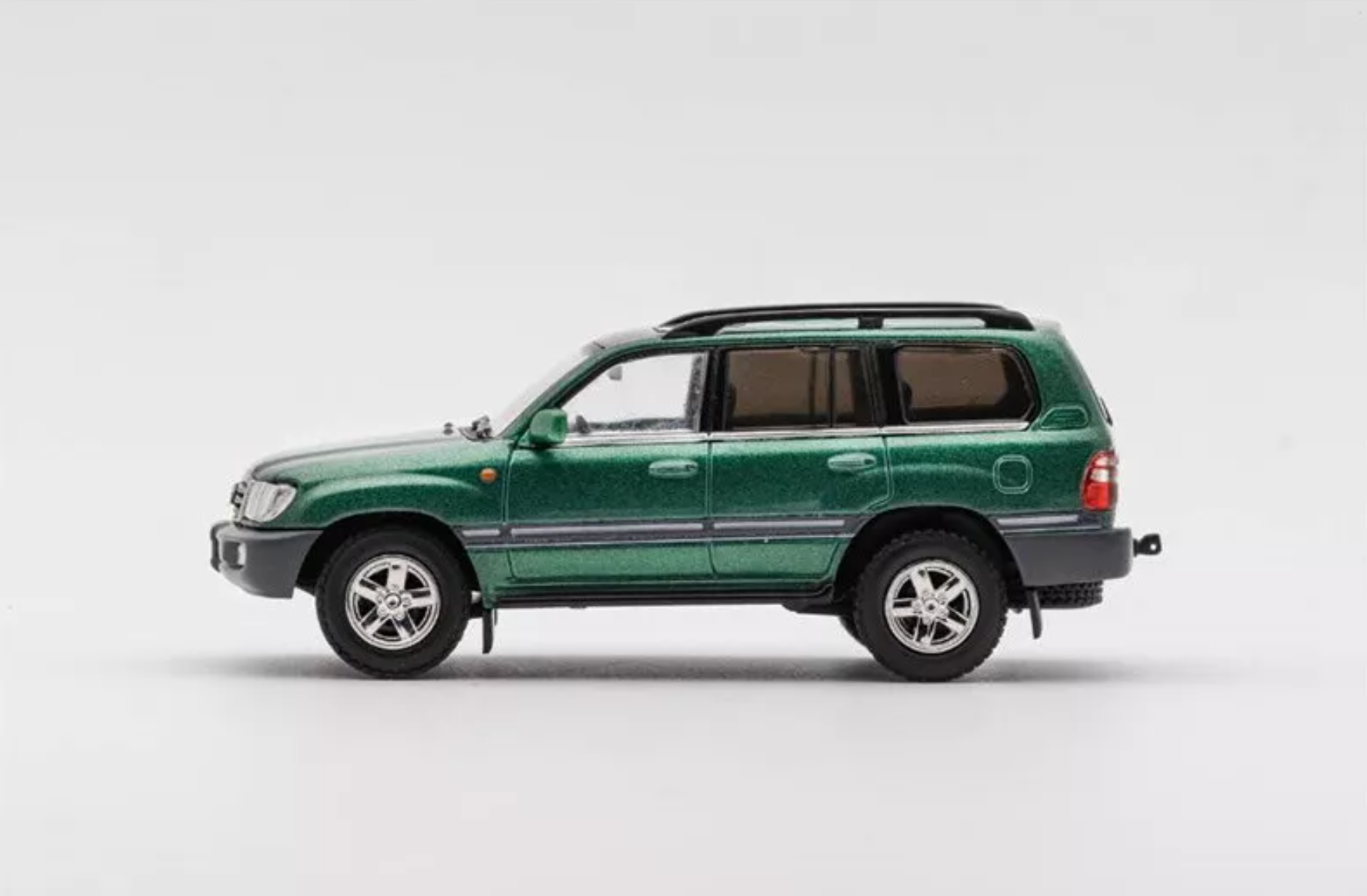 GCD Toyota Land Cruiser 100 Green