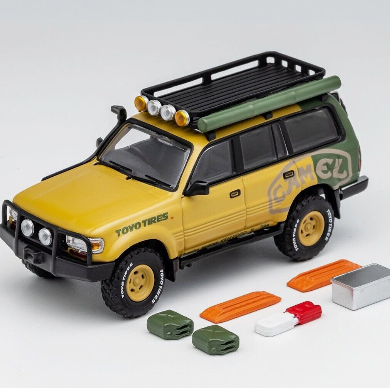 GCD Toyota Land Cruiser 80 Camel