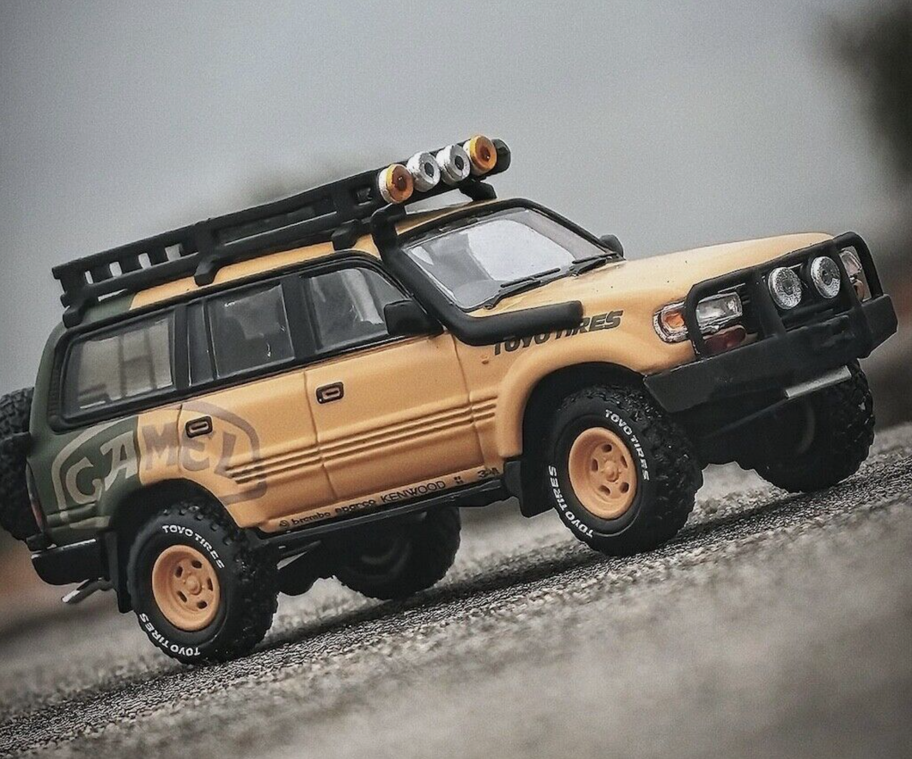 GCD Toyota Land Cruiser 80 Camel