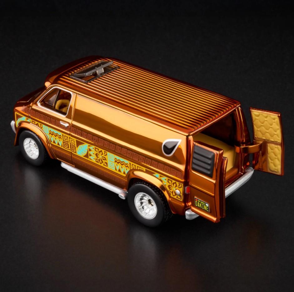 Hot Wheels Collectors RLC Exclusive Dodge Tradesman Van Brown 1970s