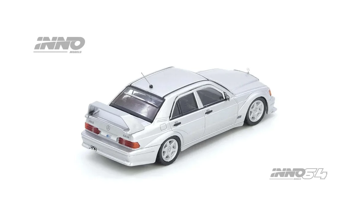 İNNO64 Mercedes Benz 190E Silver (2026)
