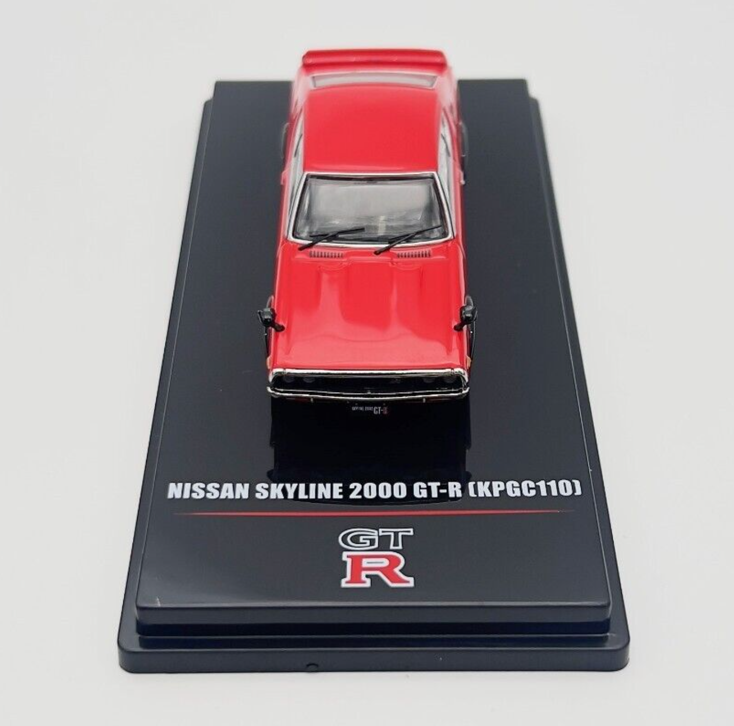İNNO64 Nissan Skyline 2000 GT-R KPGC110 Red