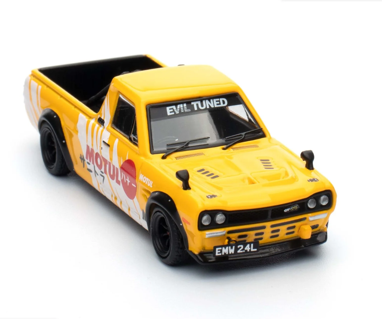 İNNO64 Nissan Sunny Pick Up Truck Hakotora Motul Livery